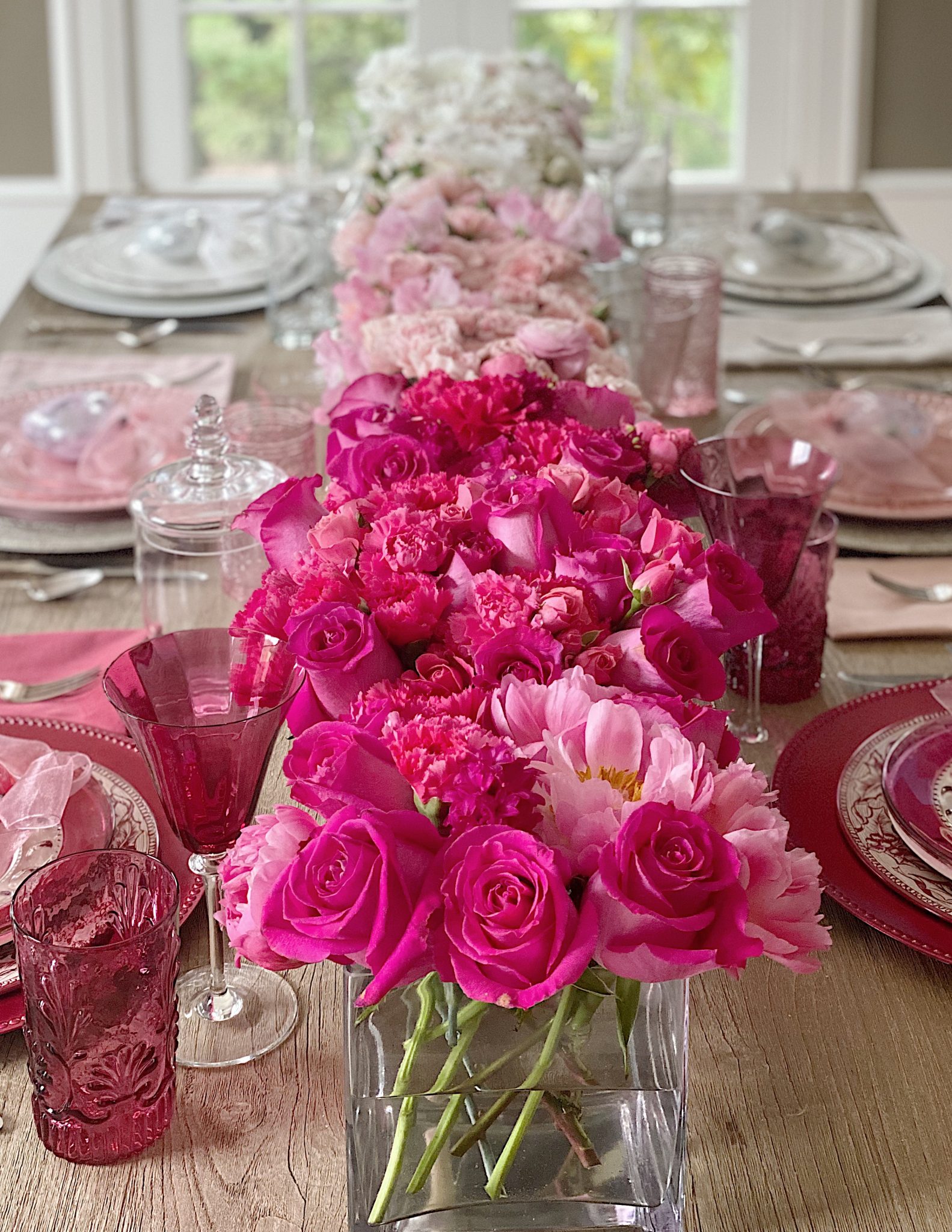 Ombre Flowers Table
