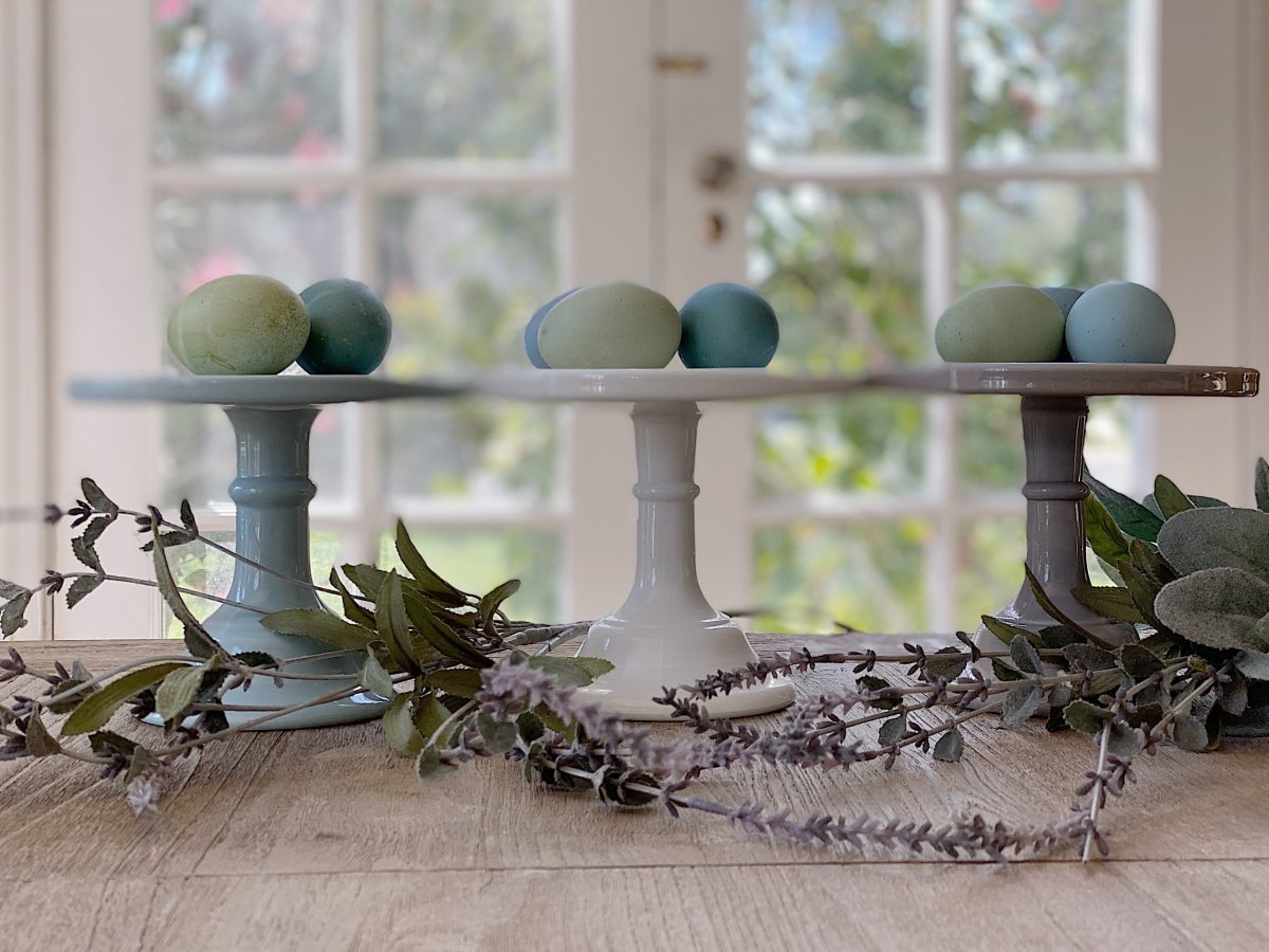 A Pretty Table with Easter Decor - MY 100 YEAR OLD HOME