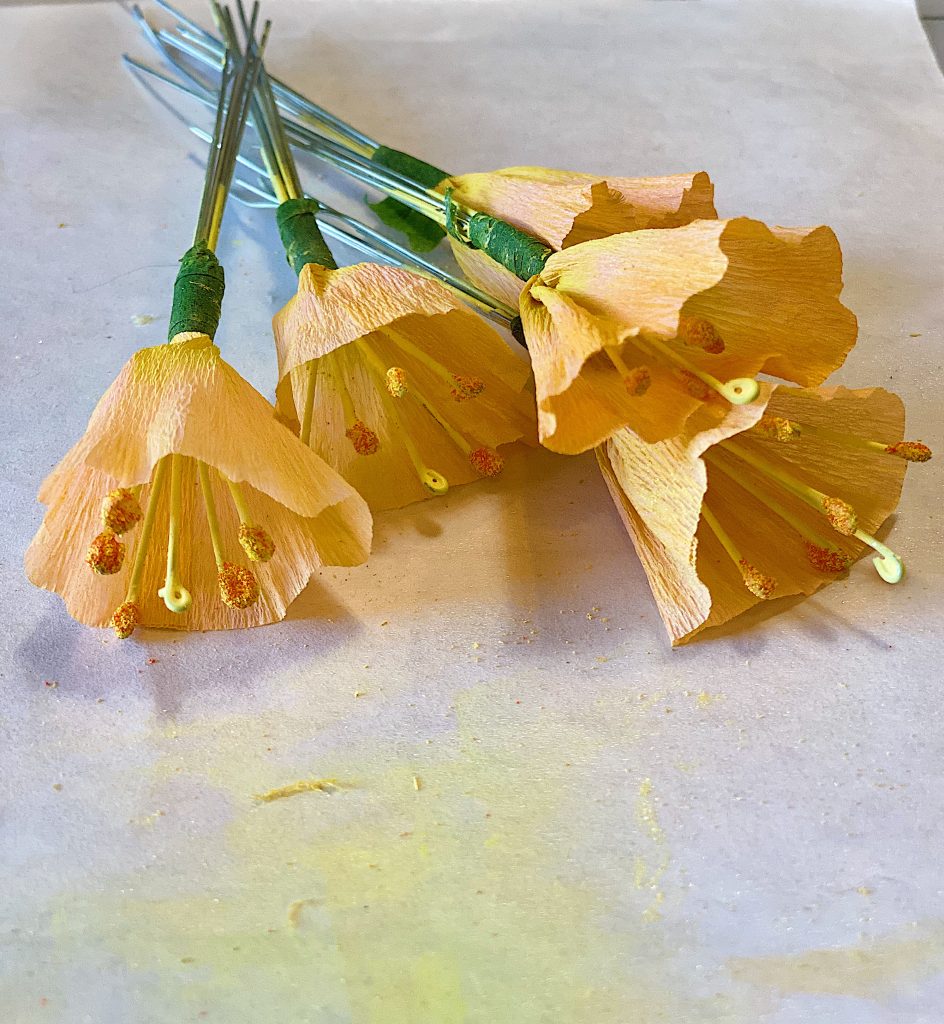 How to Make Easy Paper Flower Daffodils 2