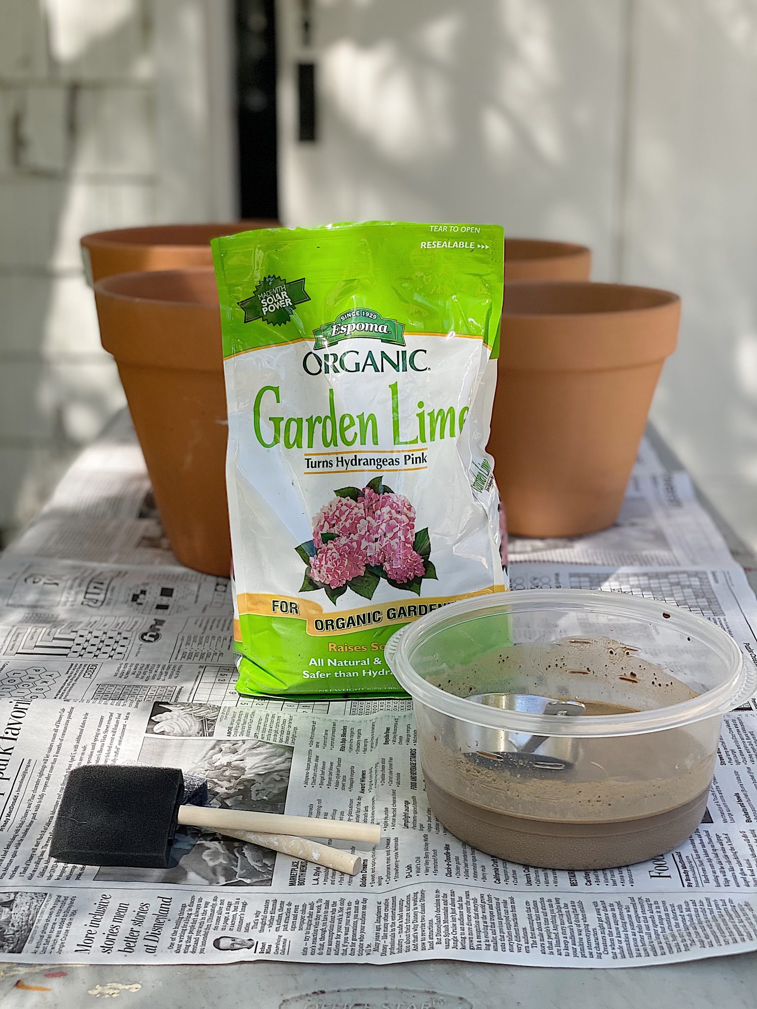 How to Make Vintage Gardening Pots