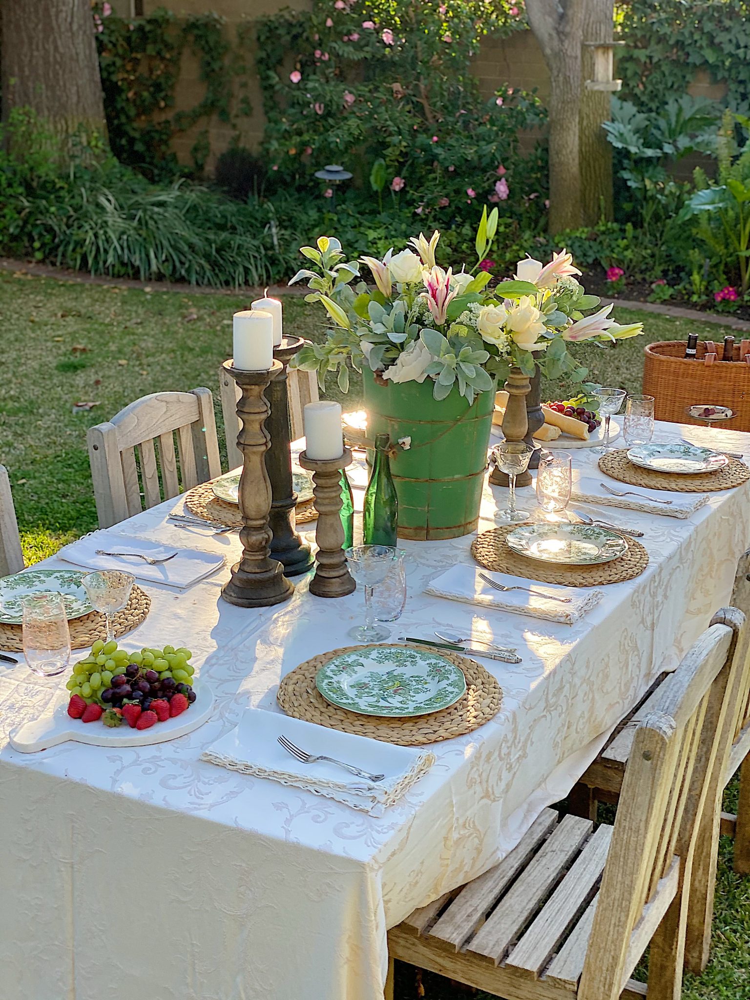 Setting Up Outdoor Dining