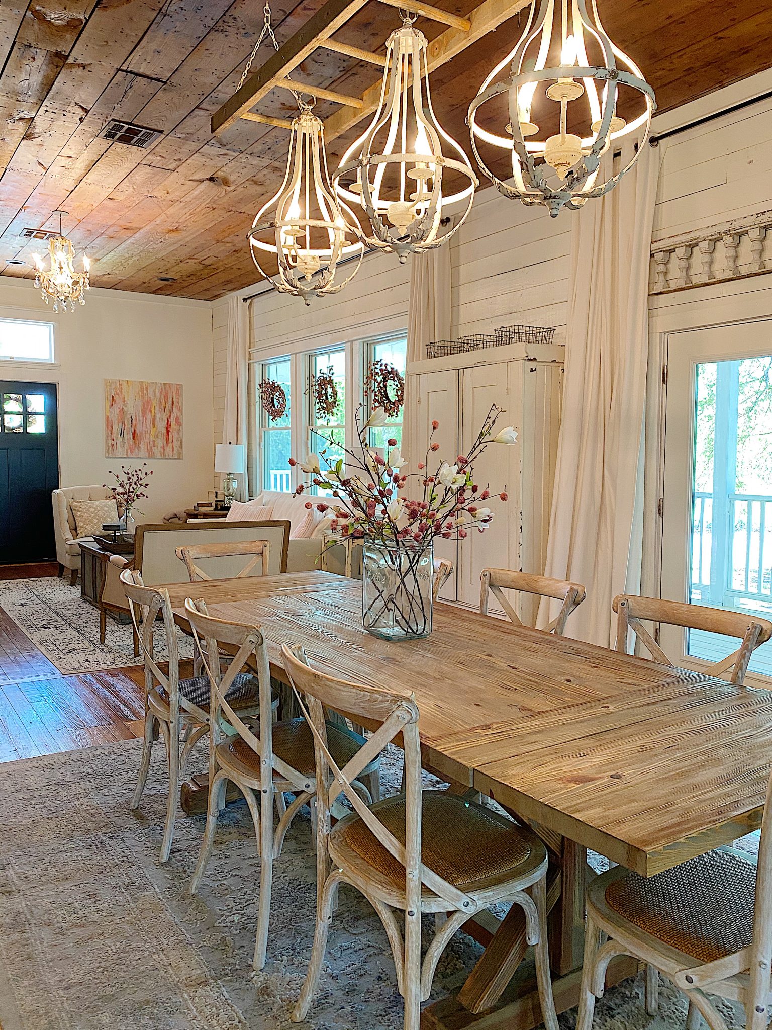 How to Decorate for Spring with Florals