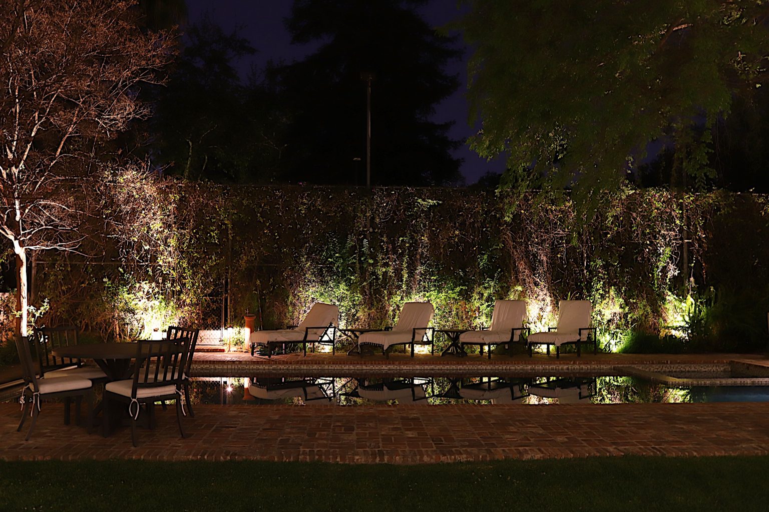 How to Design Landscape Lighting