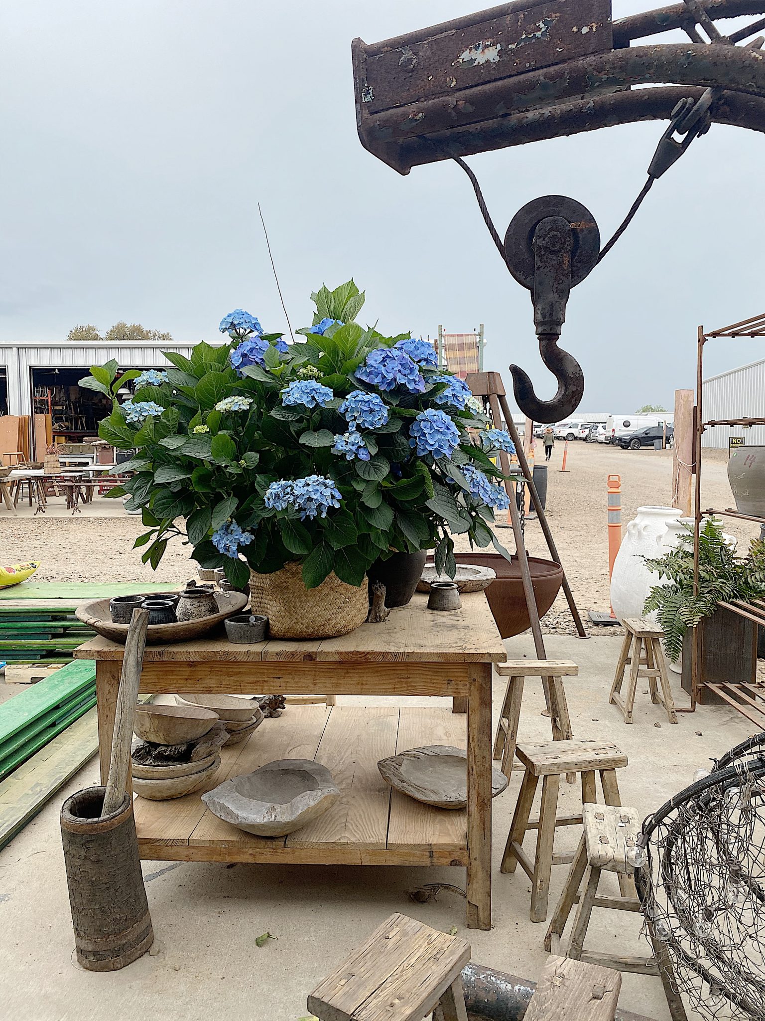 How to Plan a Trip to the Round Top Vintage Market