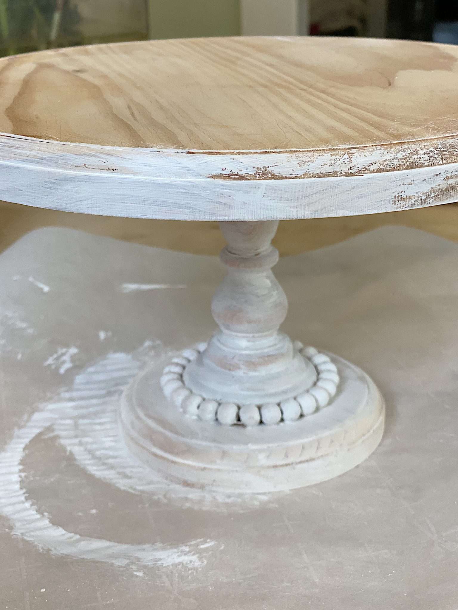 How to Make a Wood Cake Stand 8