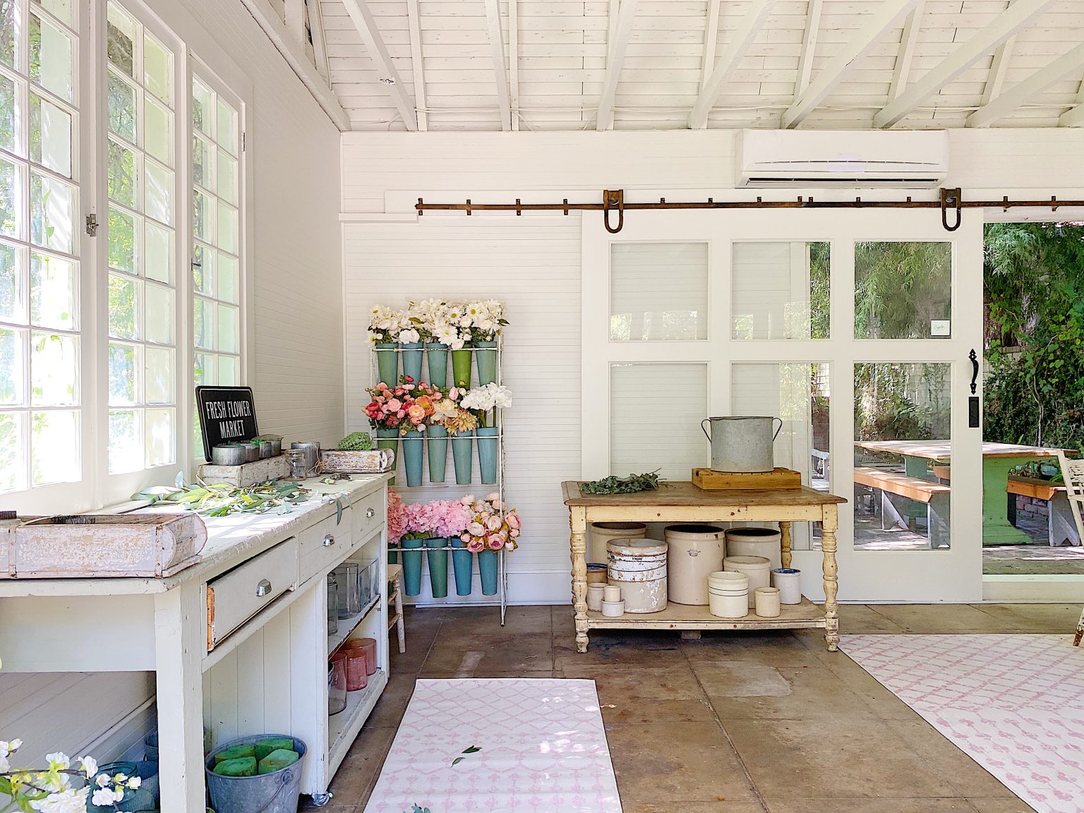 New Space for Flower Design