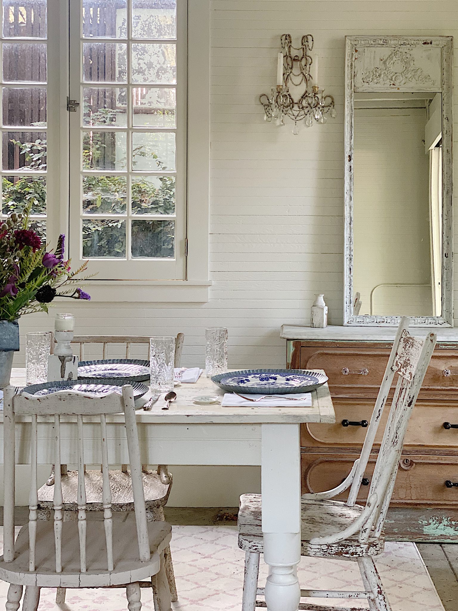 A Farmhouse Dining Room