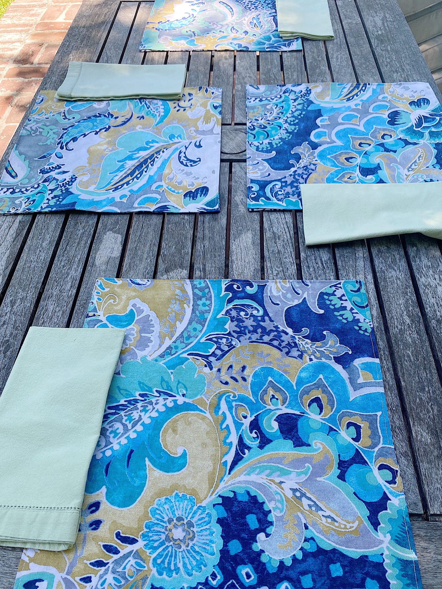 Al Fresco Dining Table