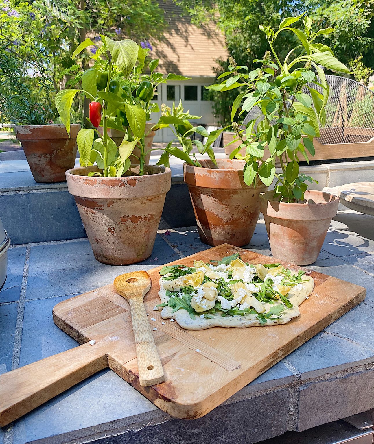 Arugula, Goat Cheese and Artichoke Pizza