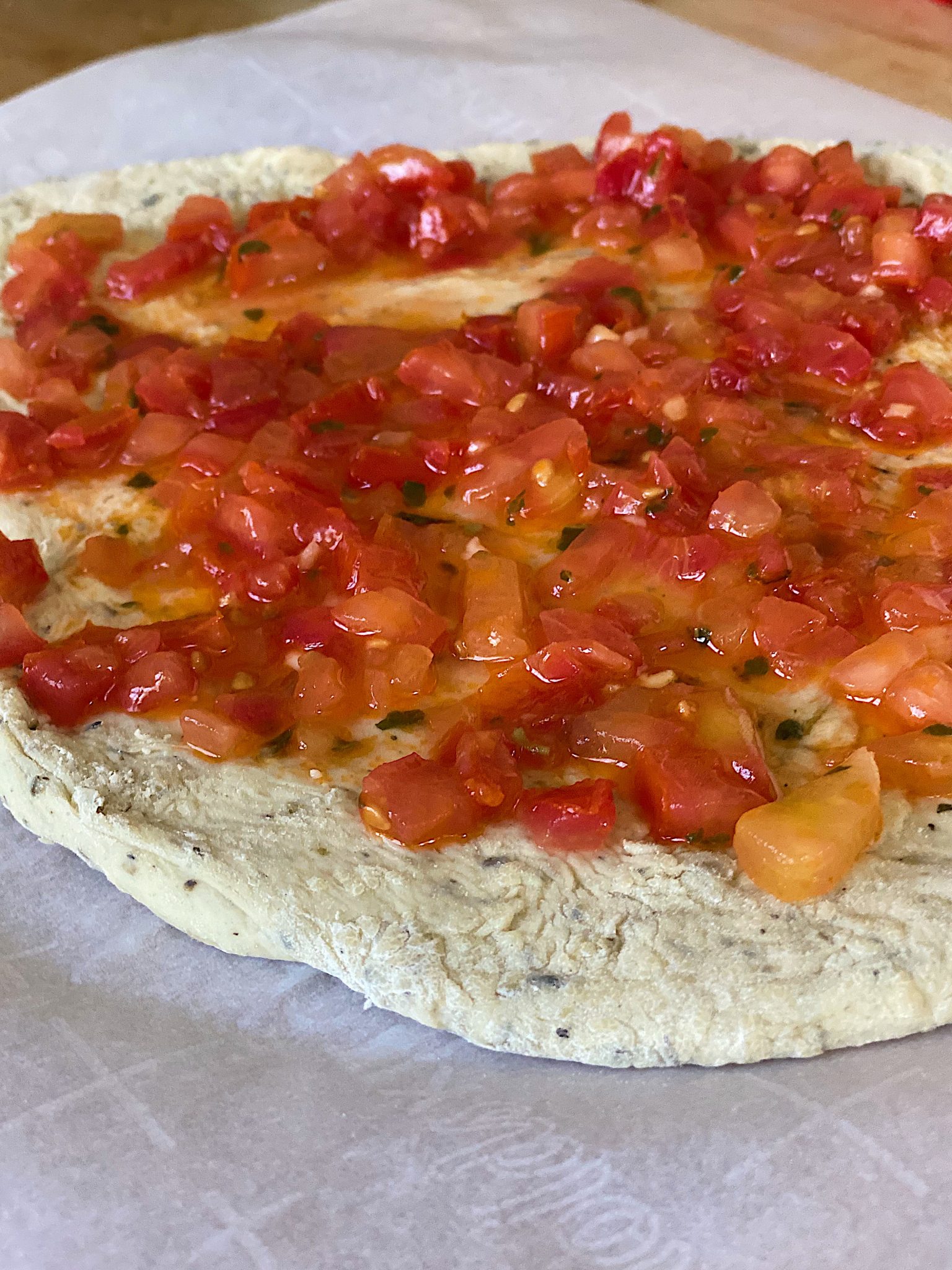 Caprese Pizza with Bruschetta Sauce