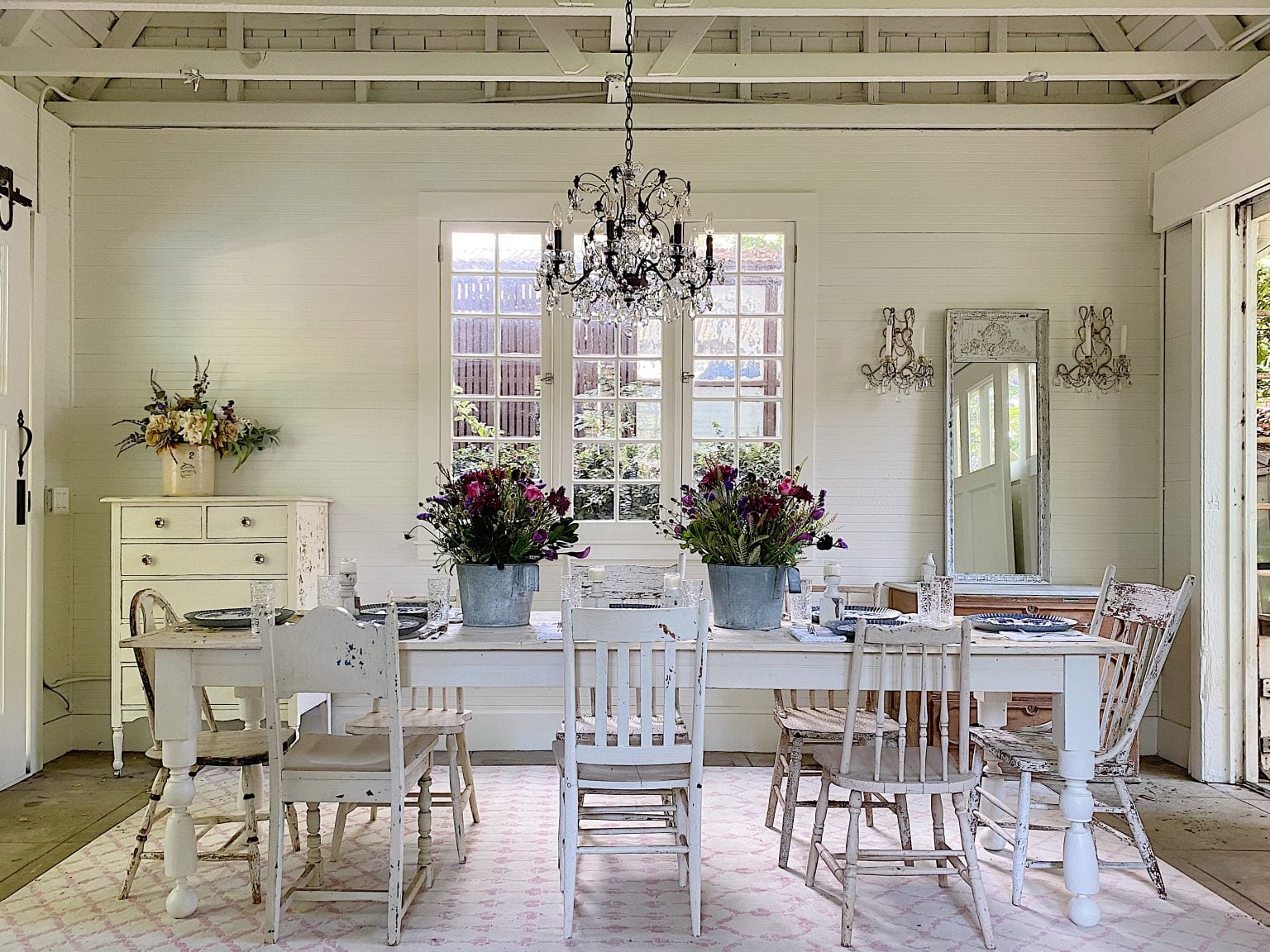Summer Entertaining in a Farmhouse Dining Room