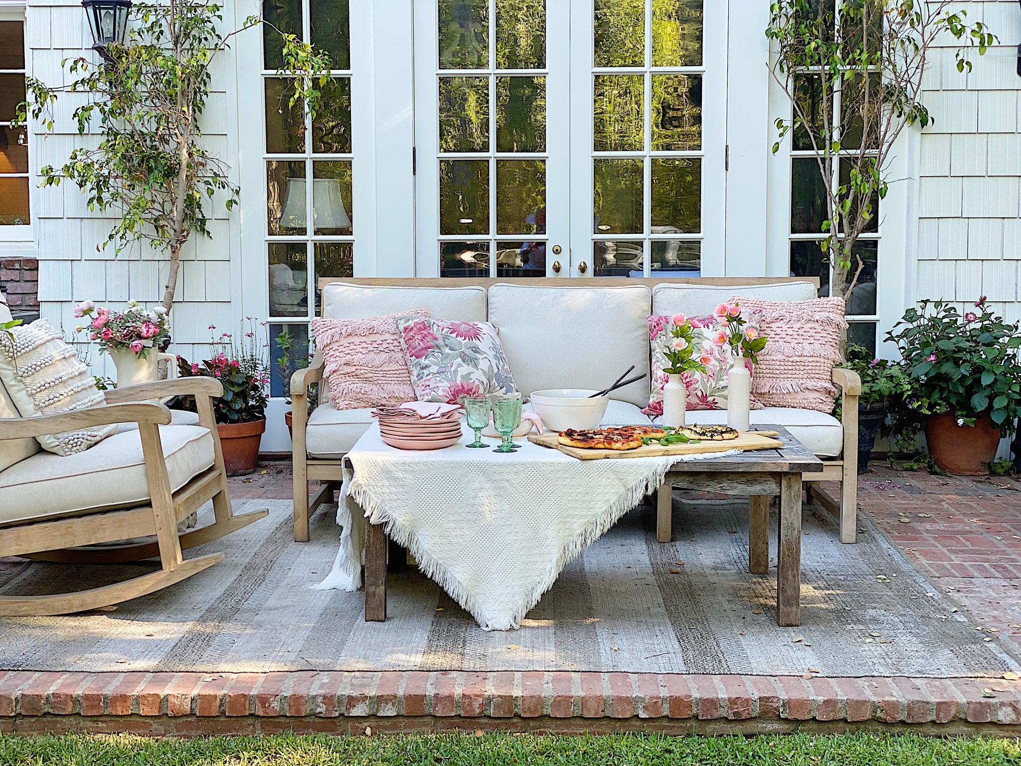 Pizza Night on the Porch and Patio - MY 100 YEAR OLD HOME