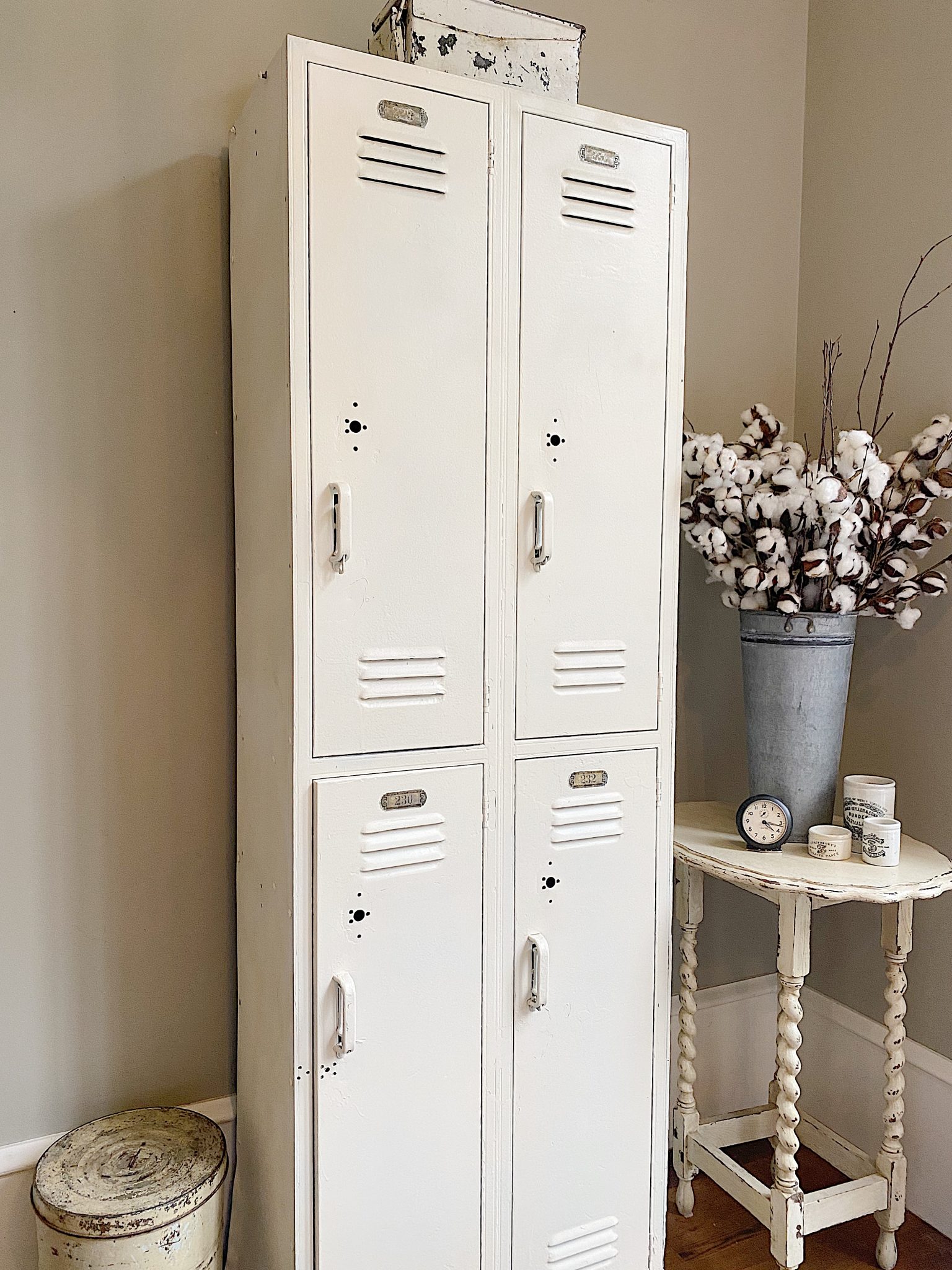 How to Paint Metal School Lockers MY 100 YEAR OLD HOME