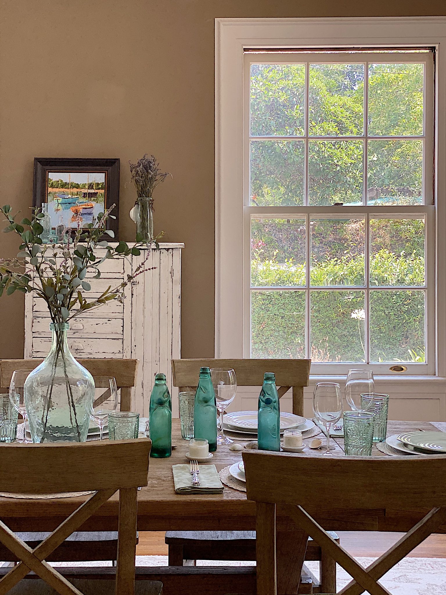 A Modern Farmhouse Dining Room