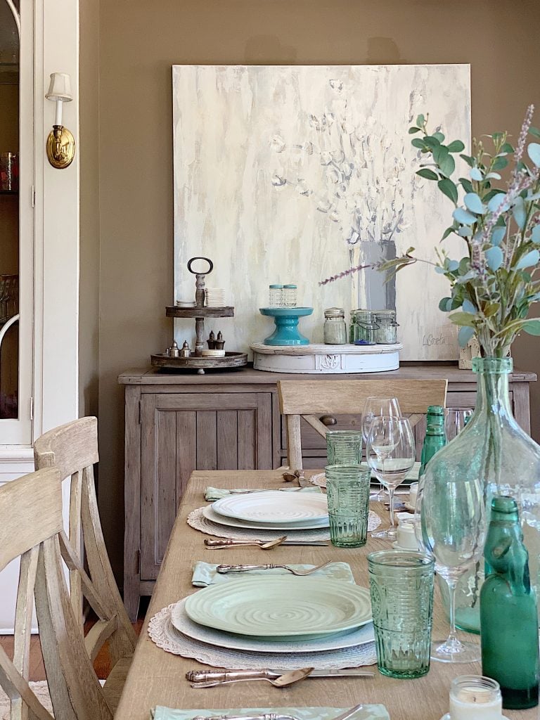 Decorating Tips for a Modern Farmhouse Dining Room