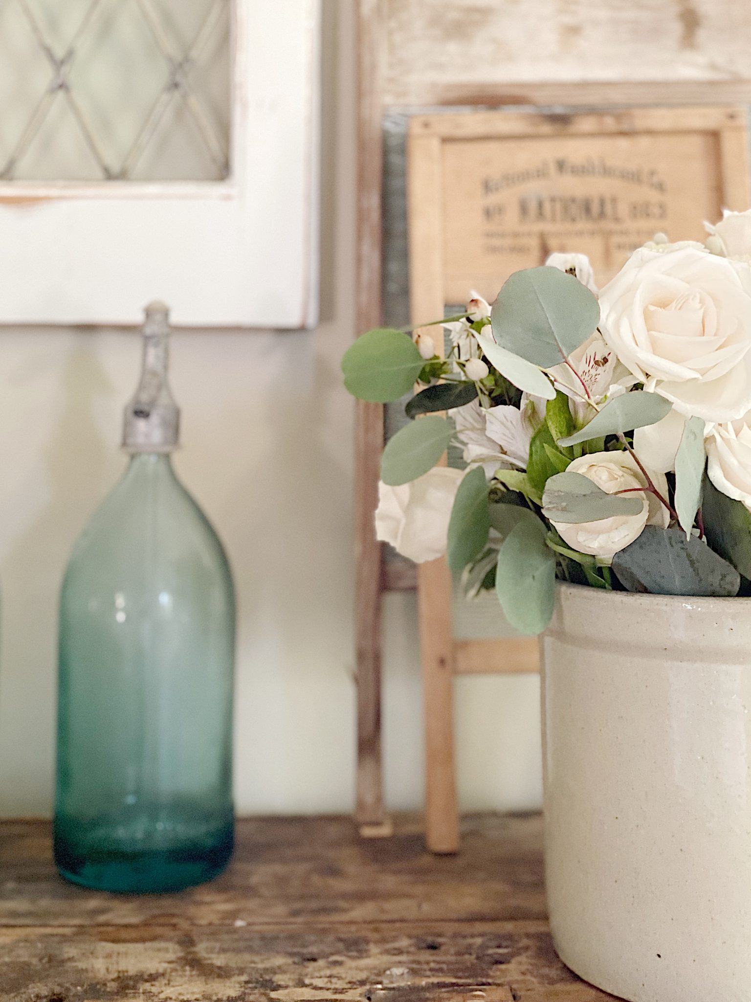 Styling a Summer Farmhouse Living Room