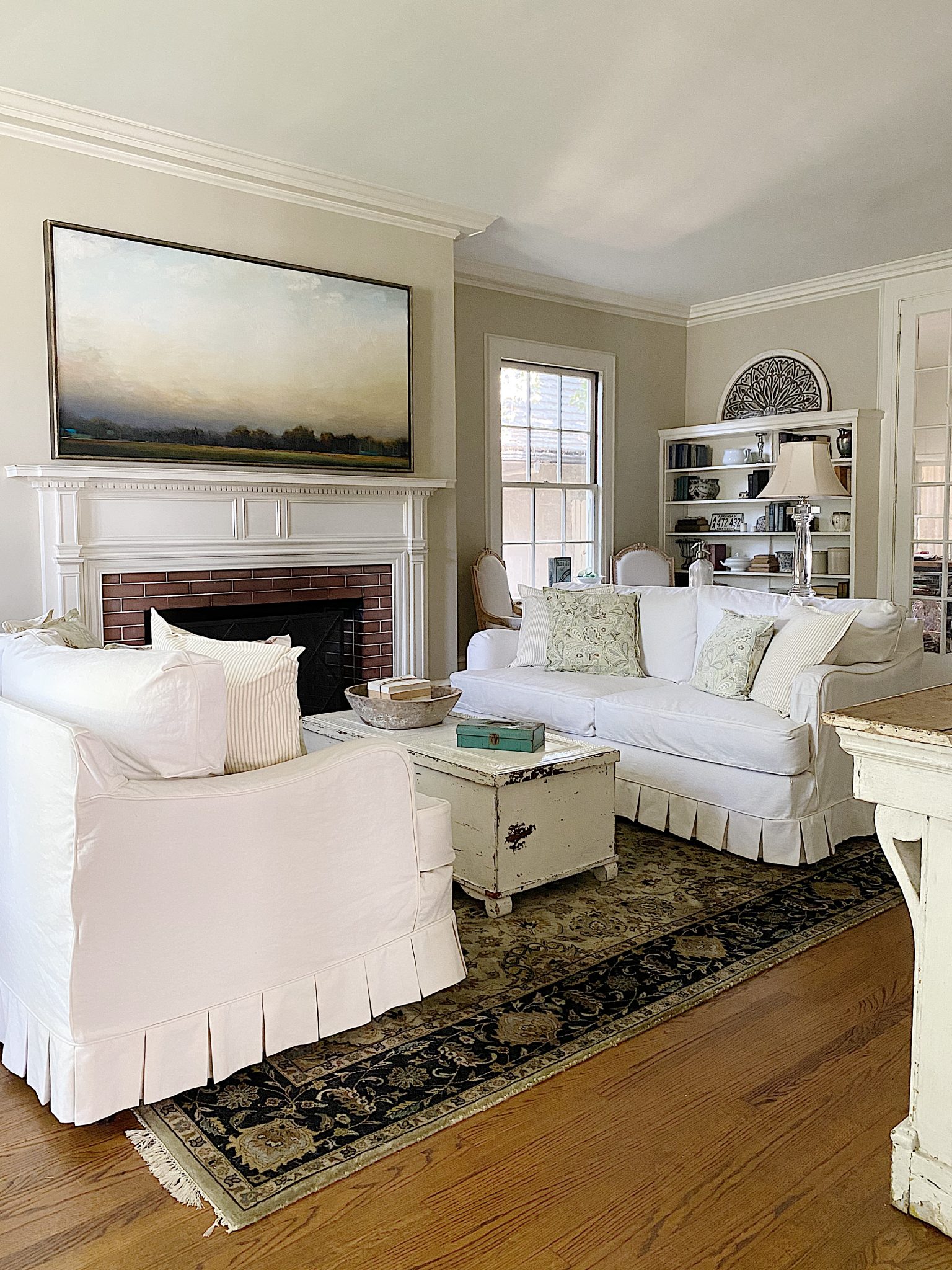 Summer Farmhouse Living Room 1