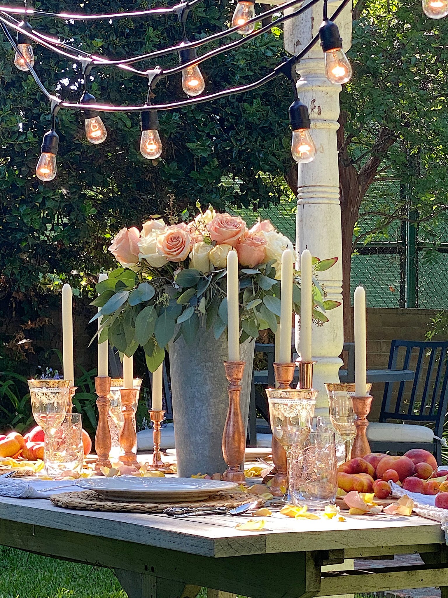 Summer Fun Outdoor Party Feature Photo