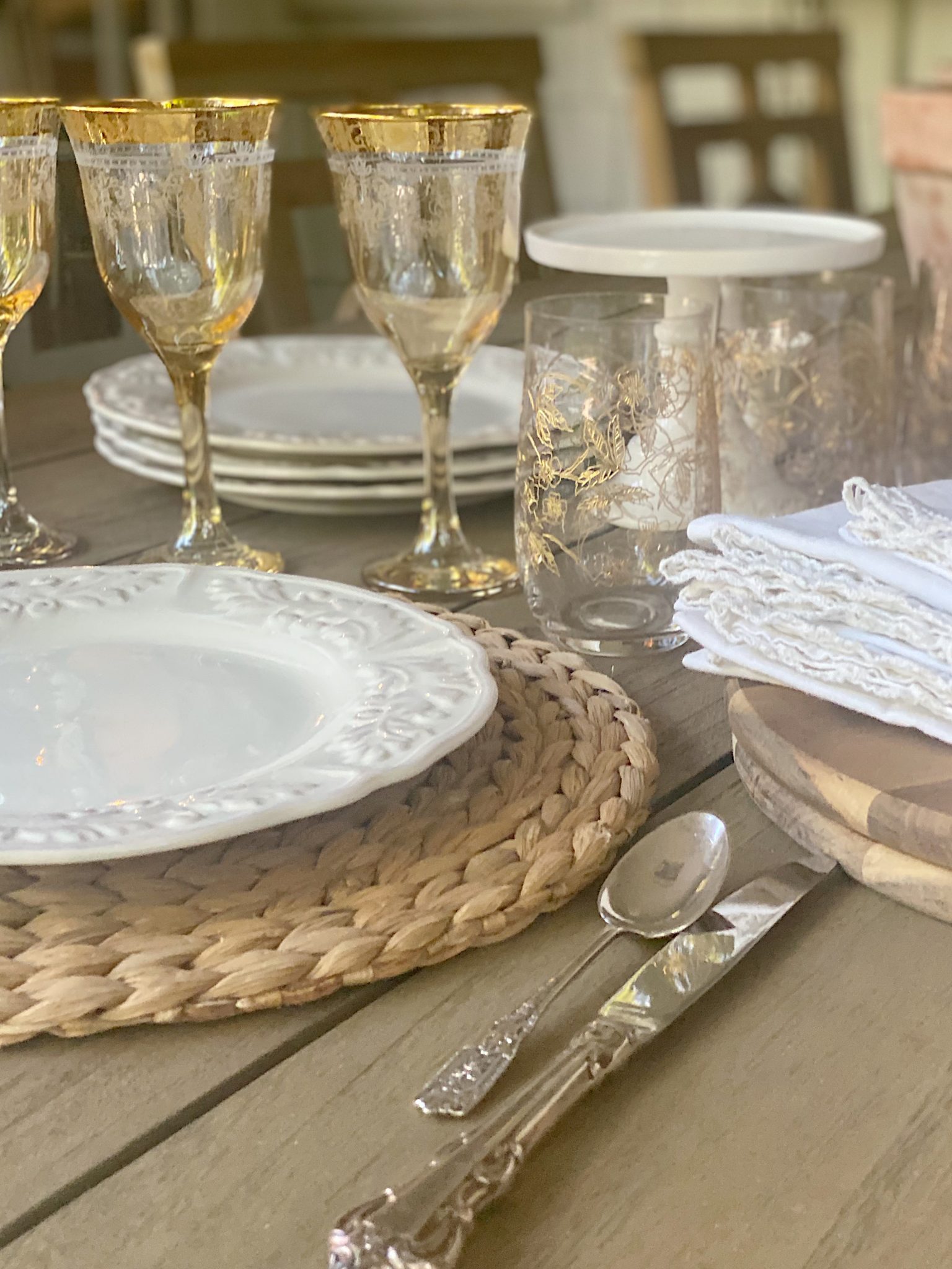 Summer Fun Outdoor Party Selecting Tableware