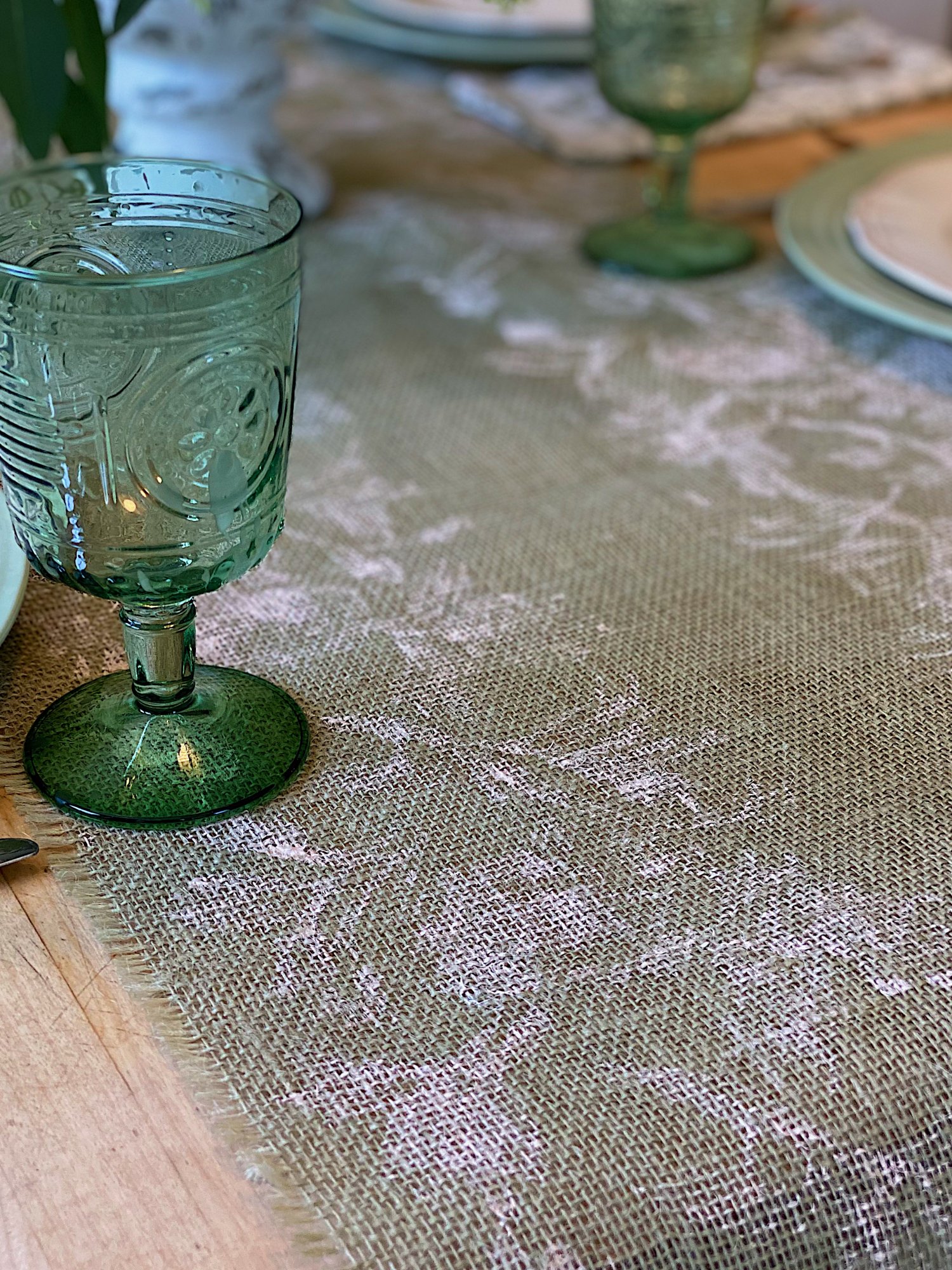 Burlap Table Runner Details