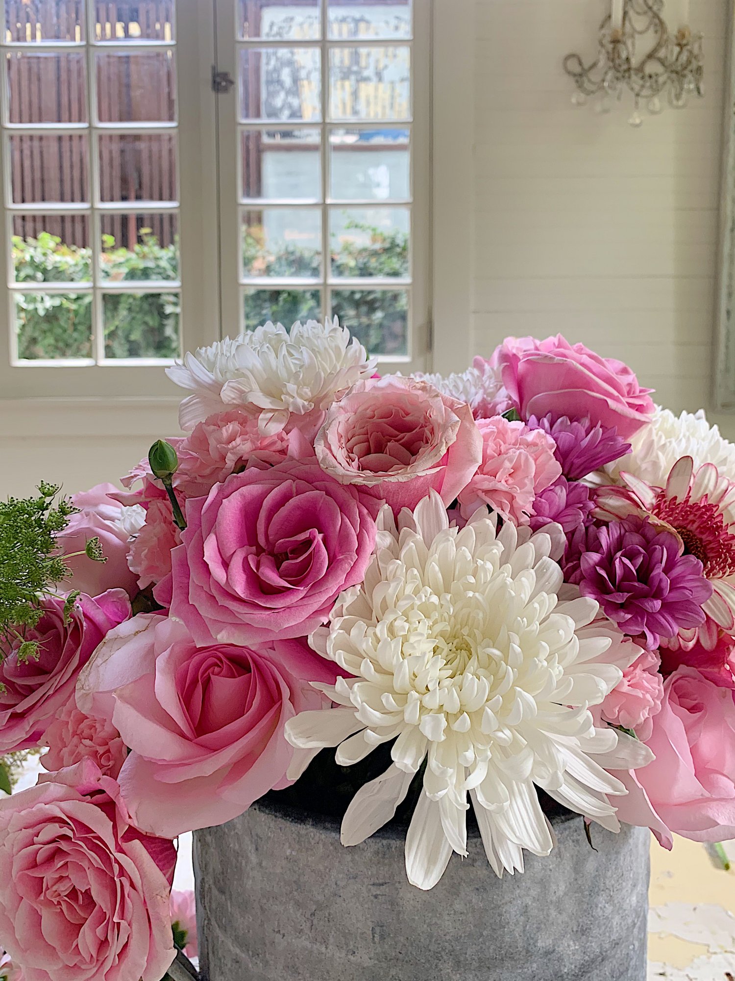 How to Keep Cut Flowers Fresh
