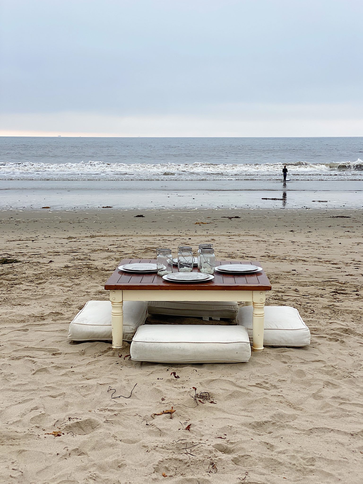 Dinner on the Beach Set up 4