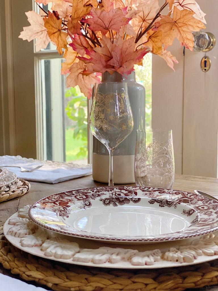Fall Table Setting DIY Leaf Chargers