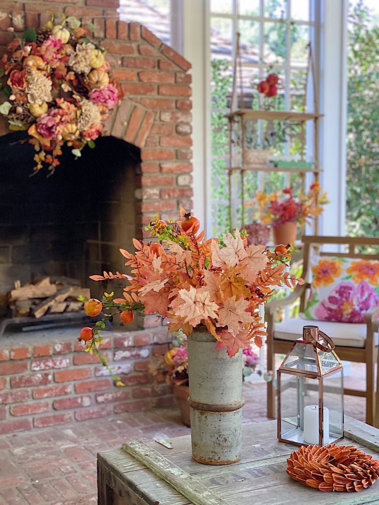 How to Decorate Your Home with Outdoor Fall Decor