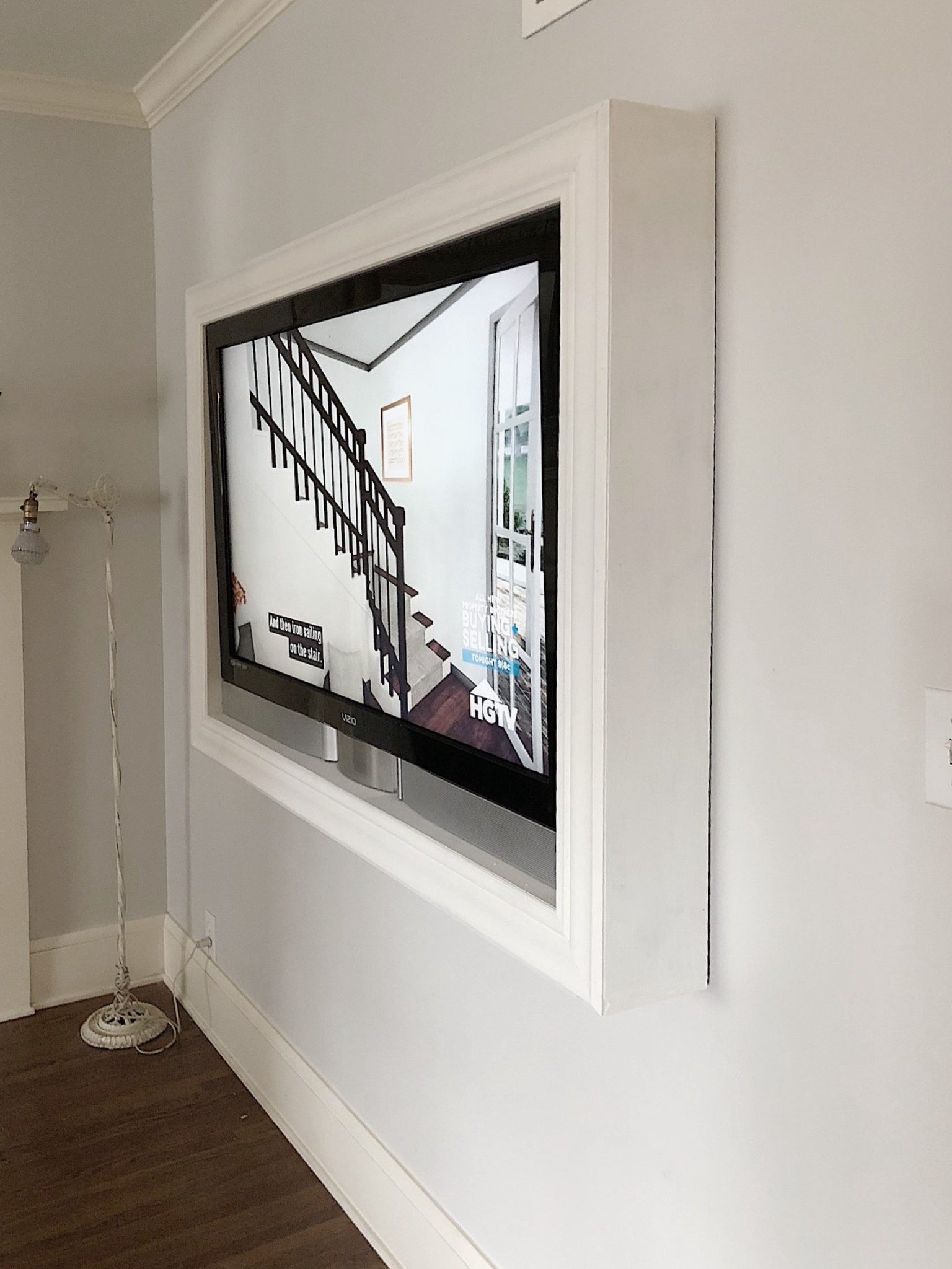 five steps to build a frame for a wall mounted tv