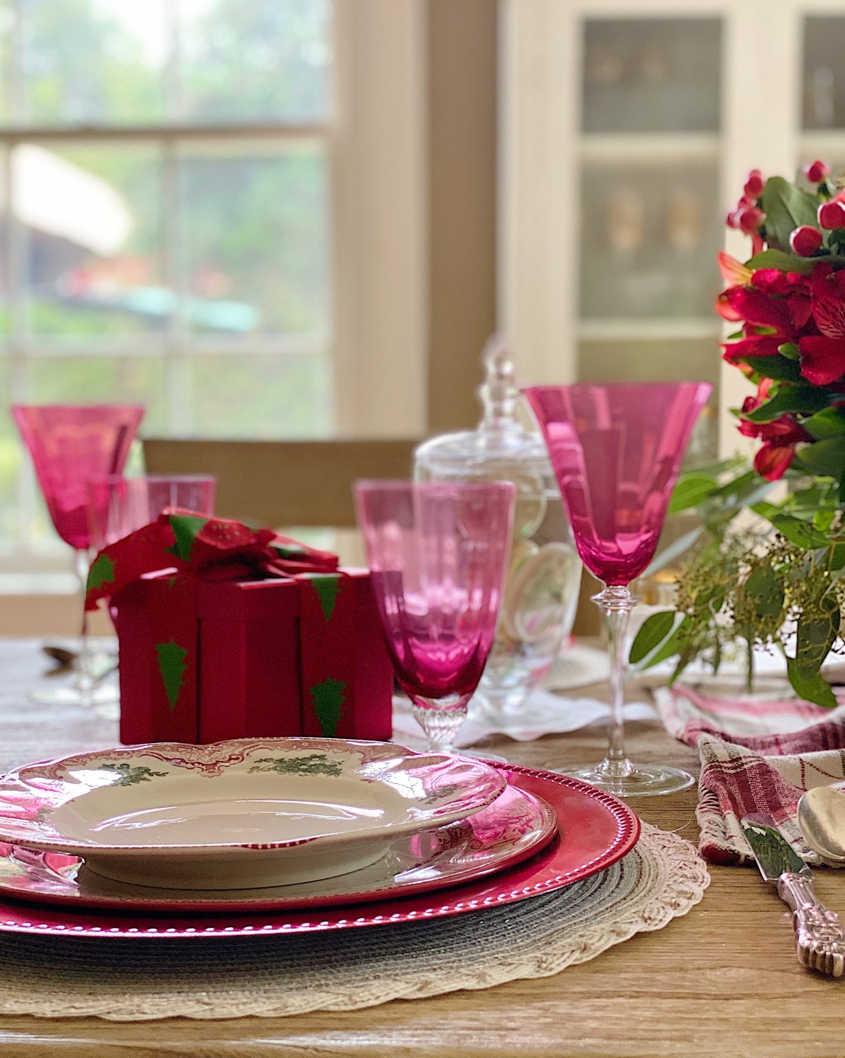 Christmas Dishes.