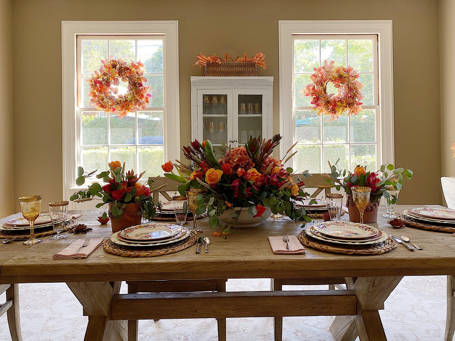 Thanksgiving Dinnerware and Thanksgiving Colors