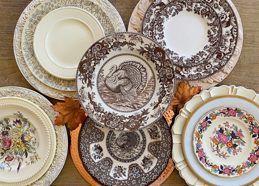 The Best Thanksgiving Plates - MY 100 YEAR OLD HOME