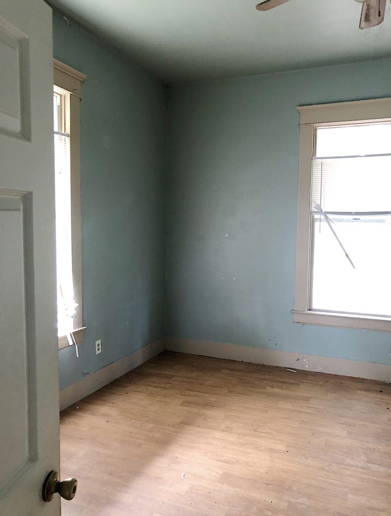 Waco Airbnb Fixer Upper Bedroom Before Photo
