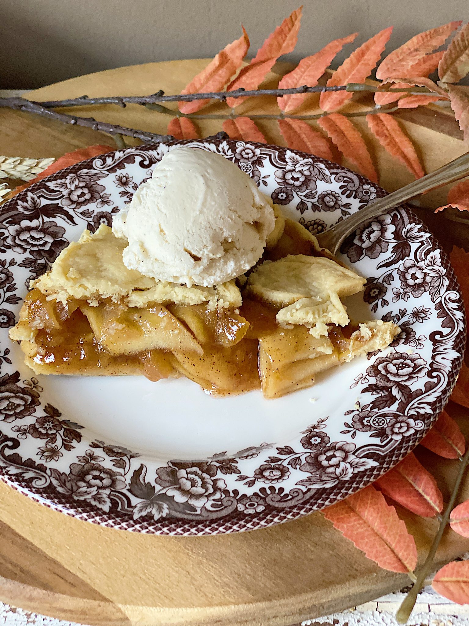 Warm Apple Pie a la Mode