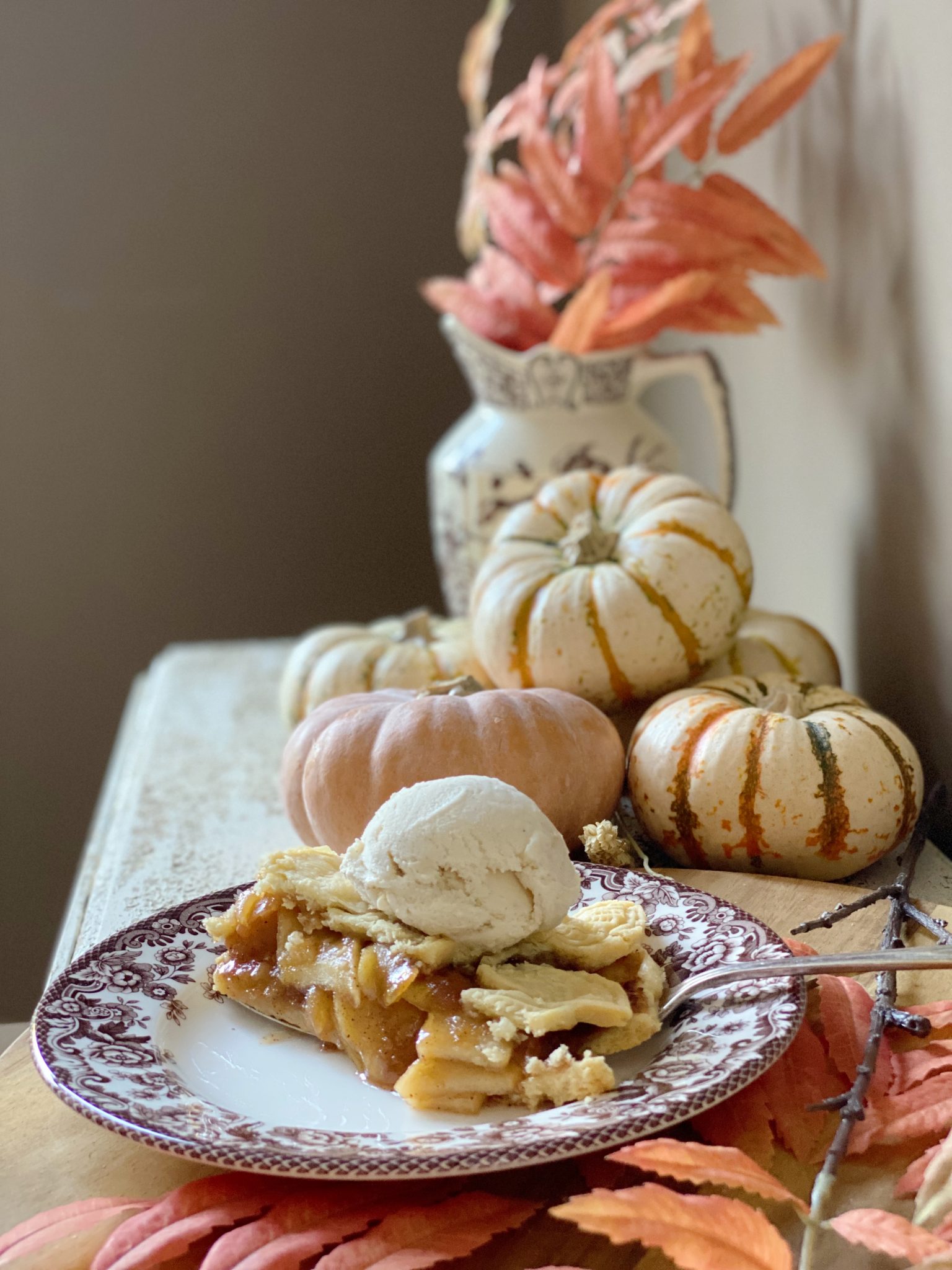 Warm Apple Pie with Cold Ice Cream