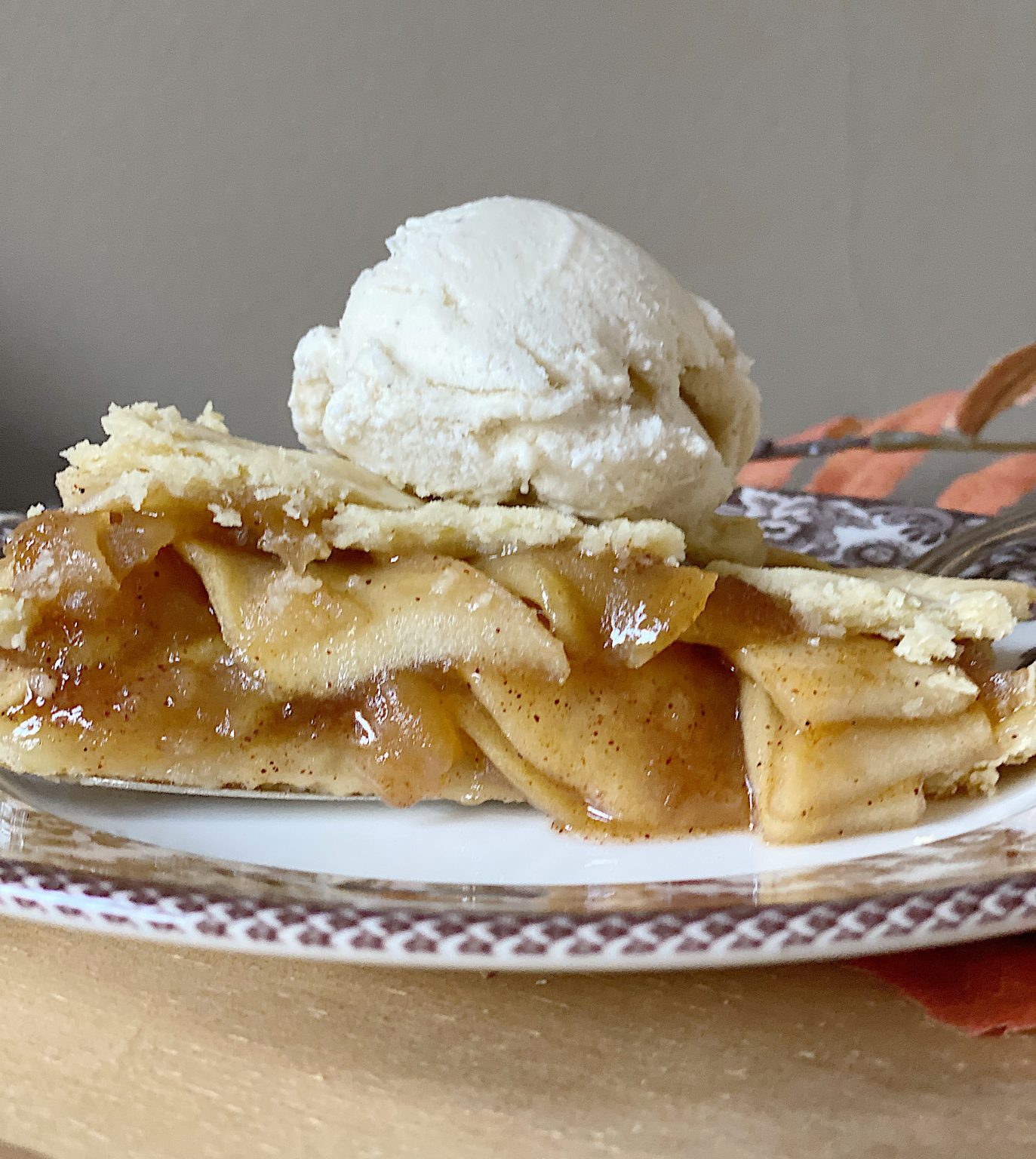 Warm Apple Pie with Ice Cream