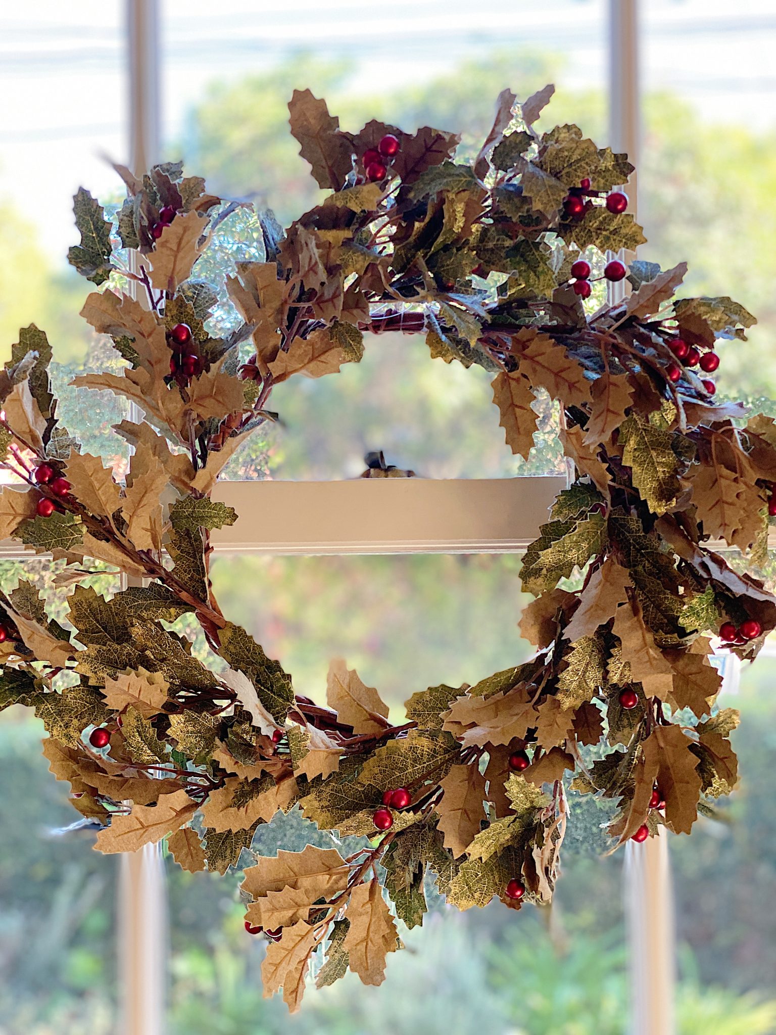 Dining Room Christmas Decor Wreath