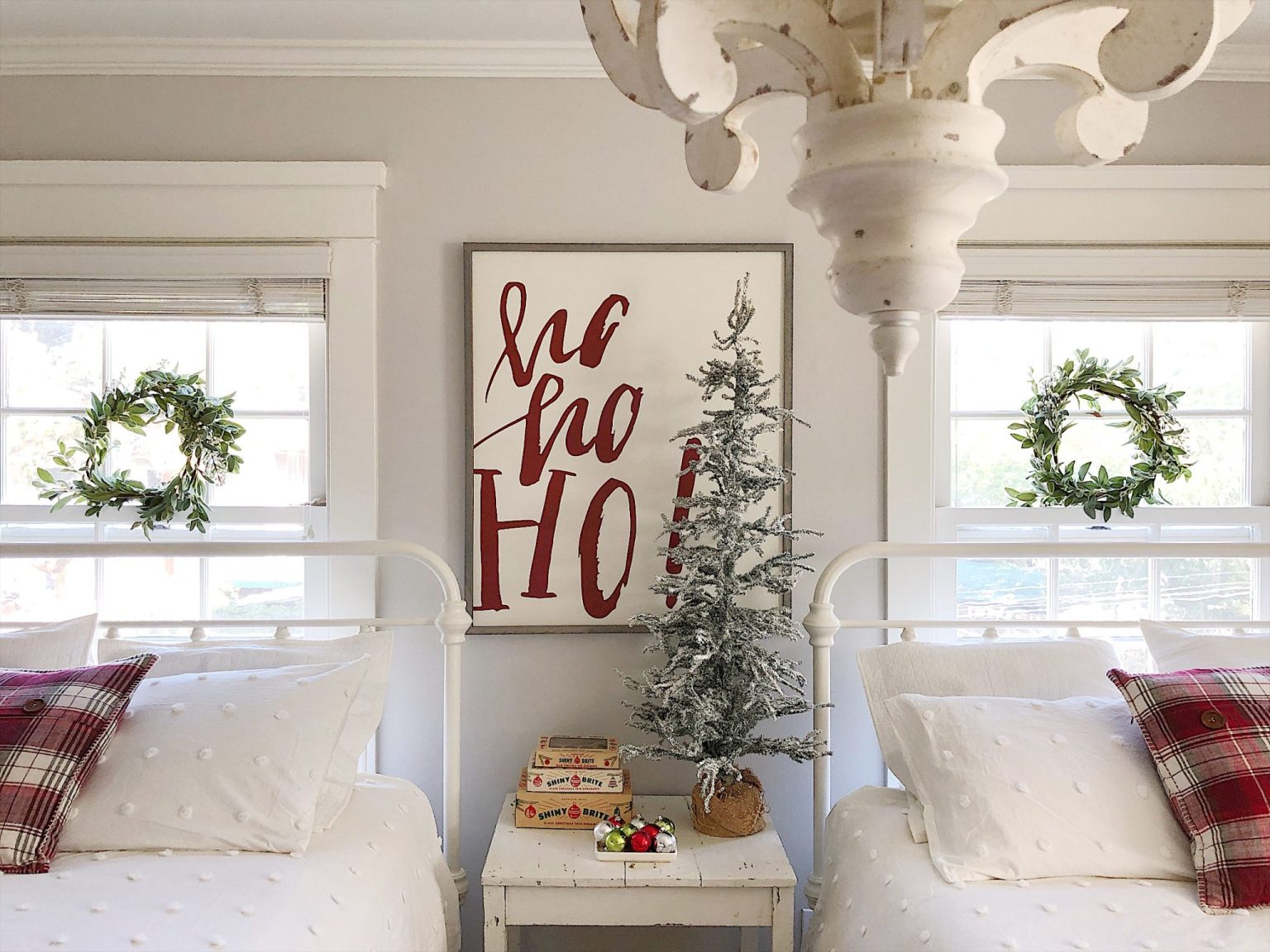 how-to-make-a-christmas-wreath-from-a-garland