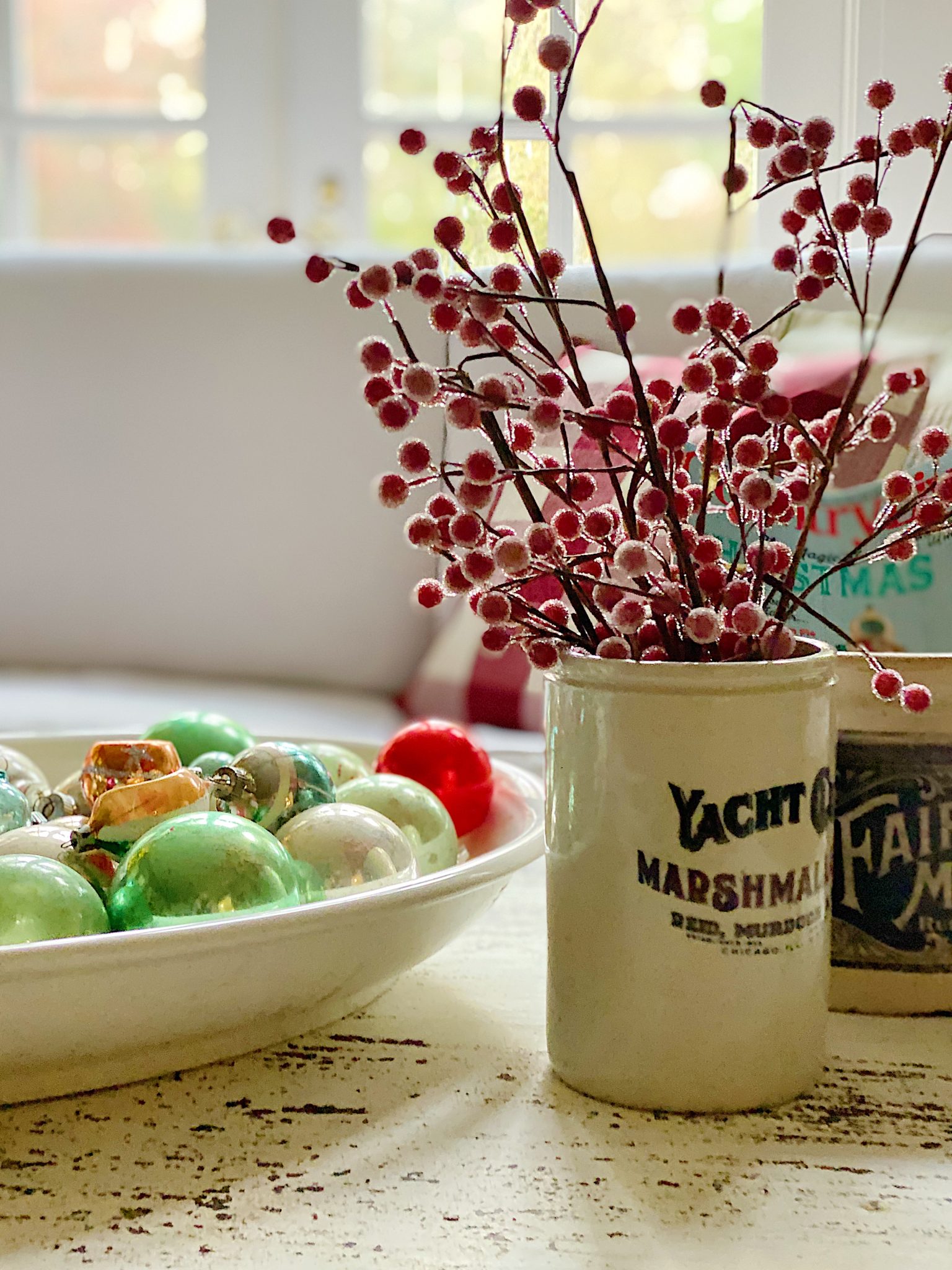 Christmas Family Room Vintage Items