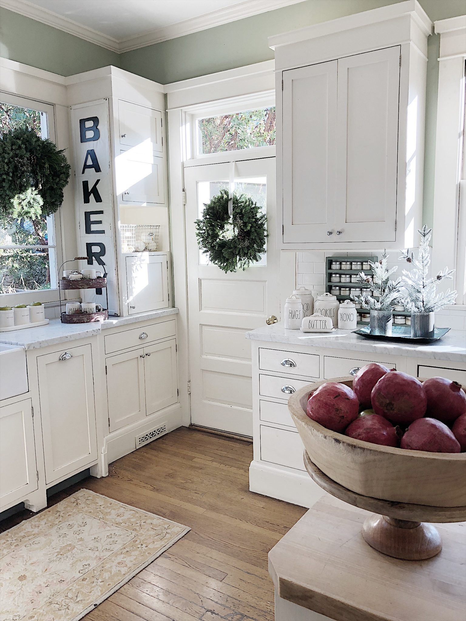 Christmas Kitchen Decor