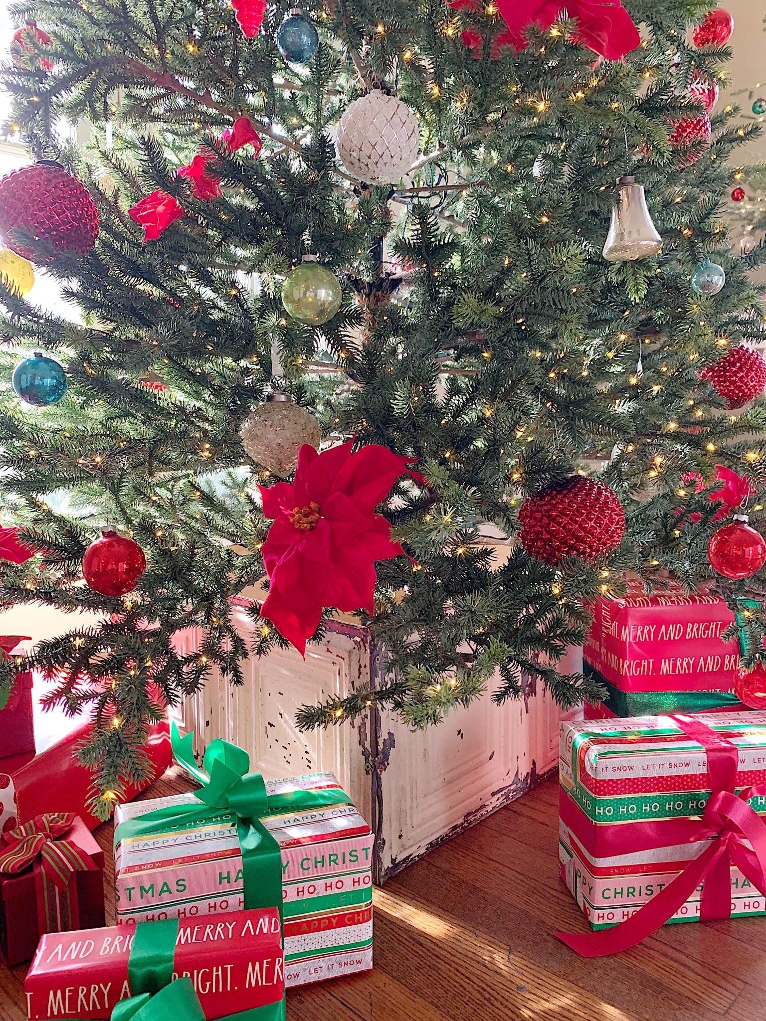 Christmas Tree Collar