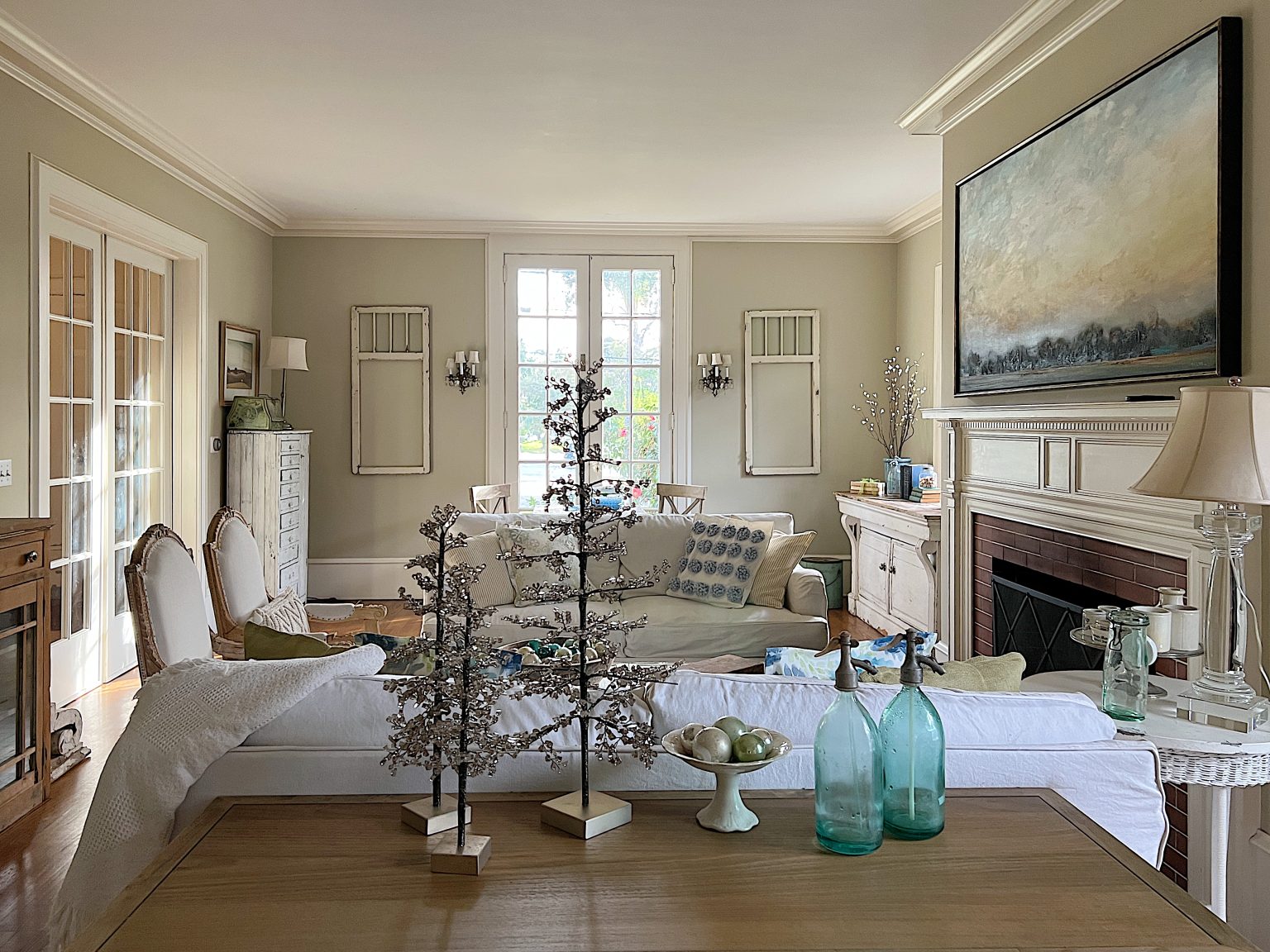 Farmhouse Living Room Decor Ideas for Winter.