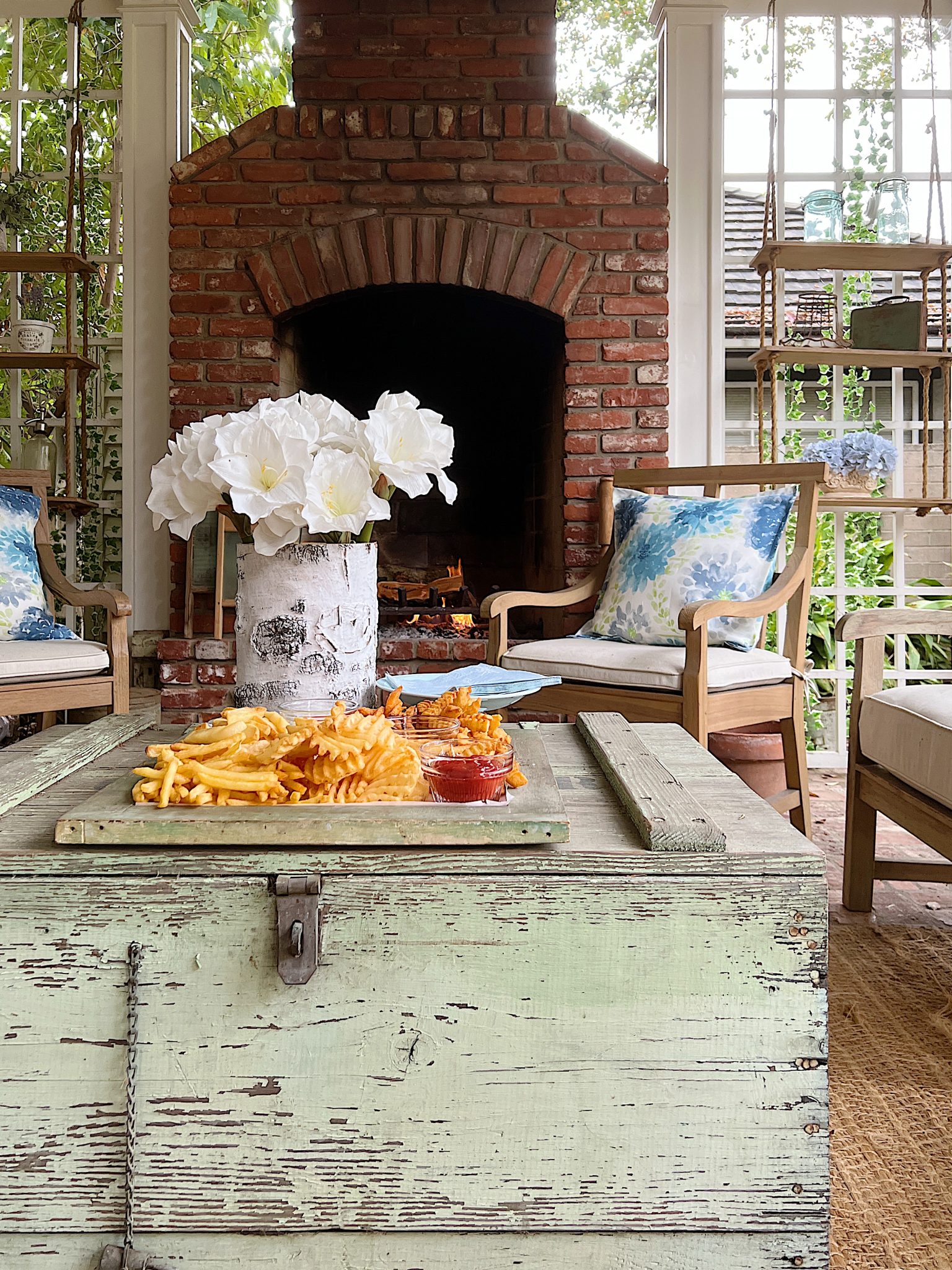 Girls Night Out and Back Porch Decor