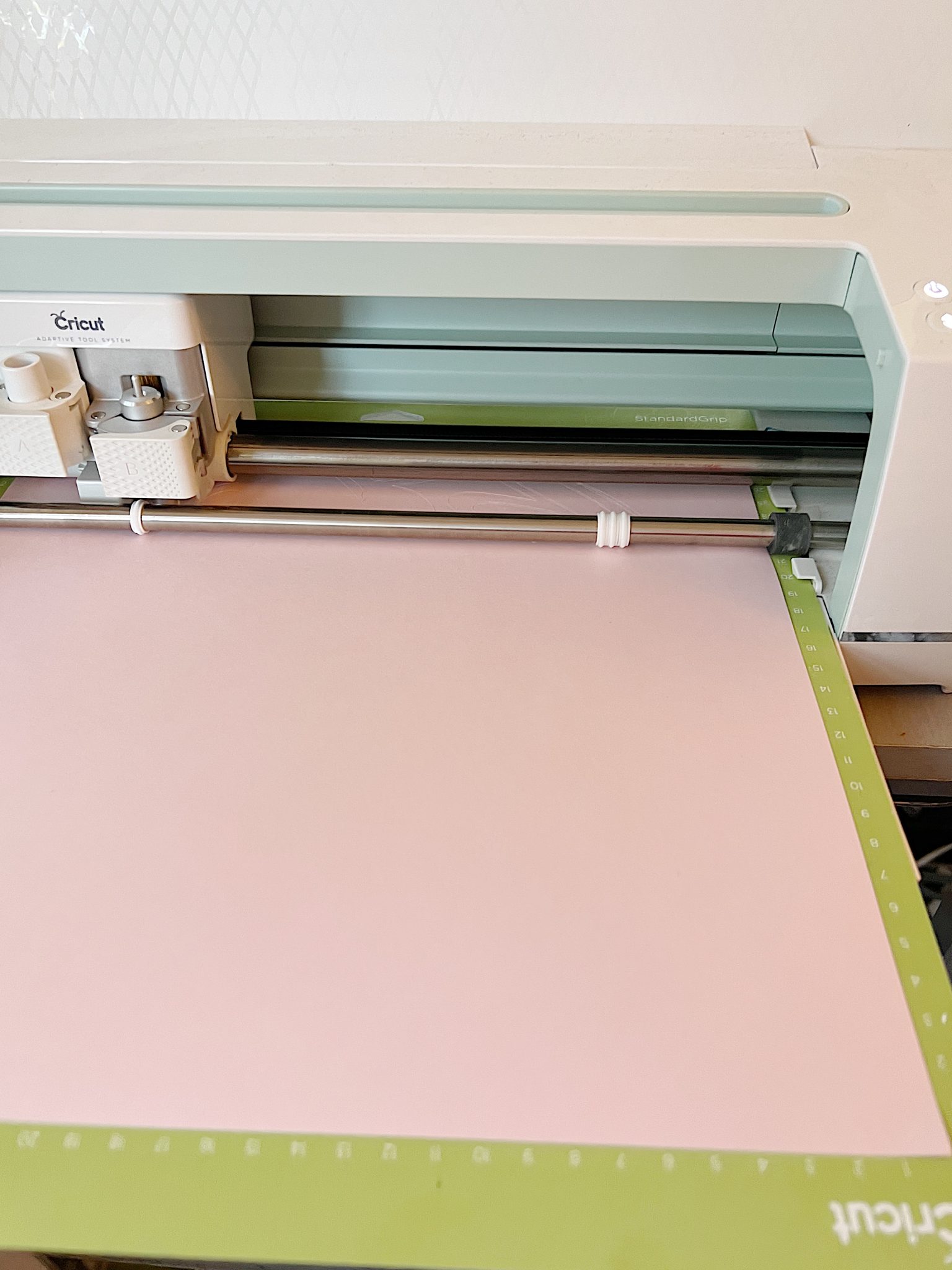 Valentine Paper Placemat on the Cricut
