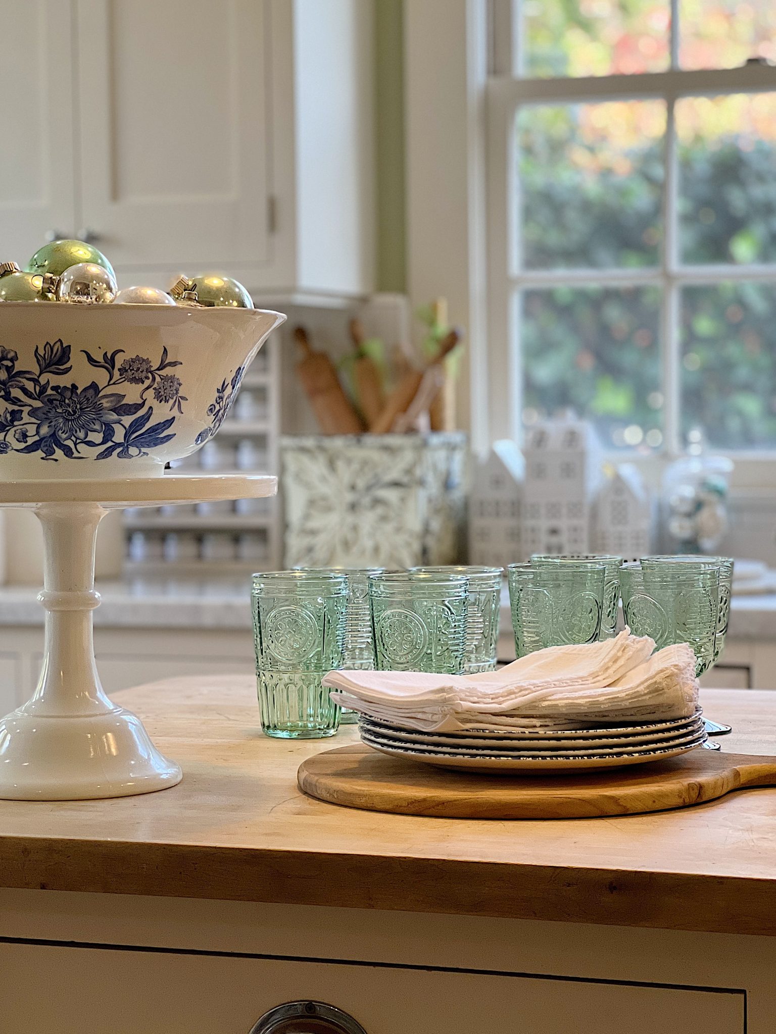 Winter Farmhouse Kitchen Decor