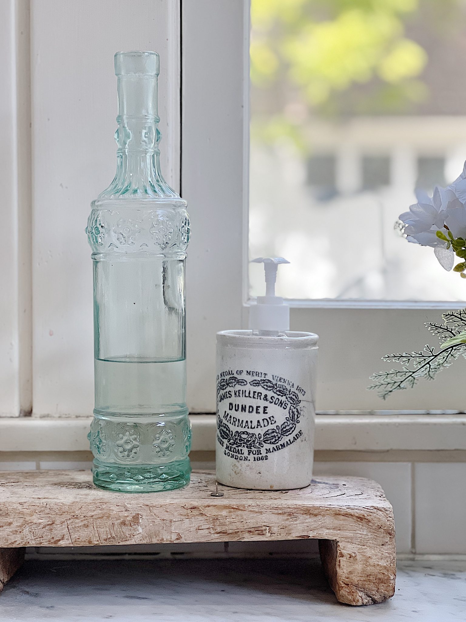 Winter Farmhouse Kitchen Decor