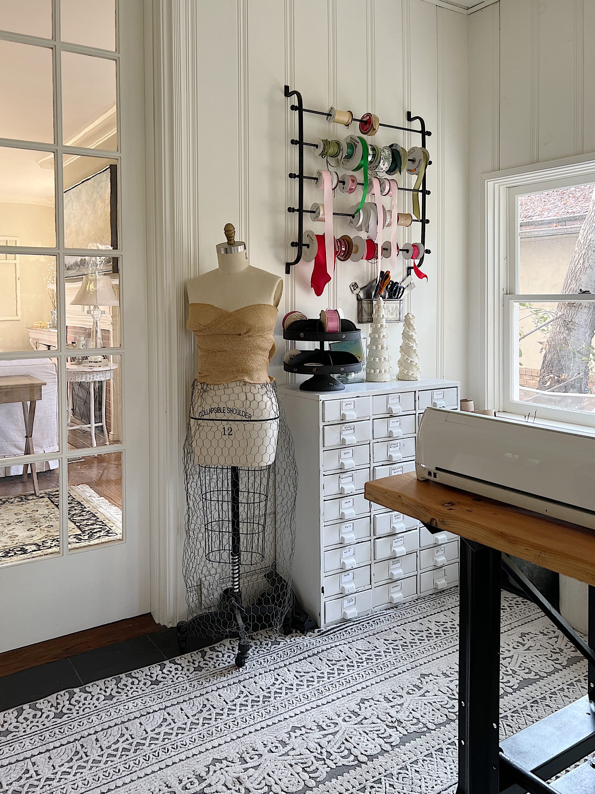 The Sewing Room Vintage Style Sewing and Fashion Blog - 5 ways to