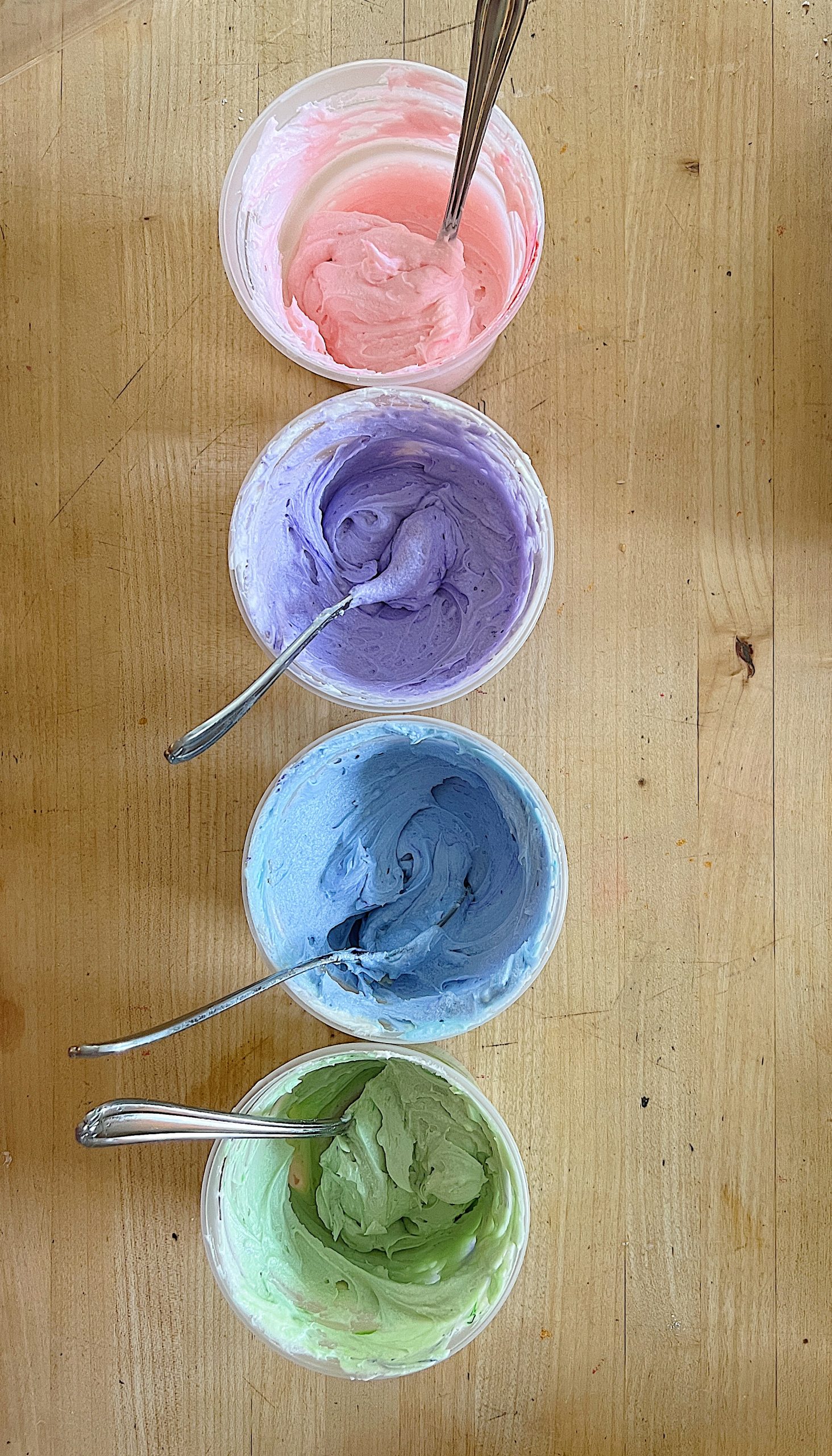 Buttercream Frosting Colors for Flower Cake
