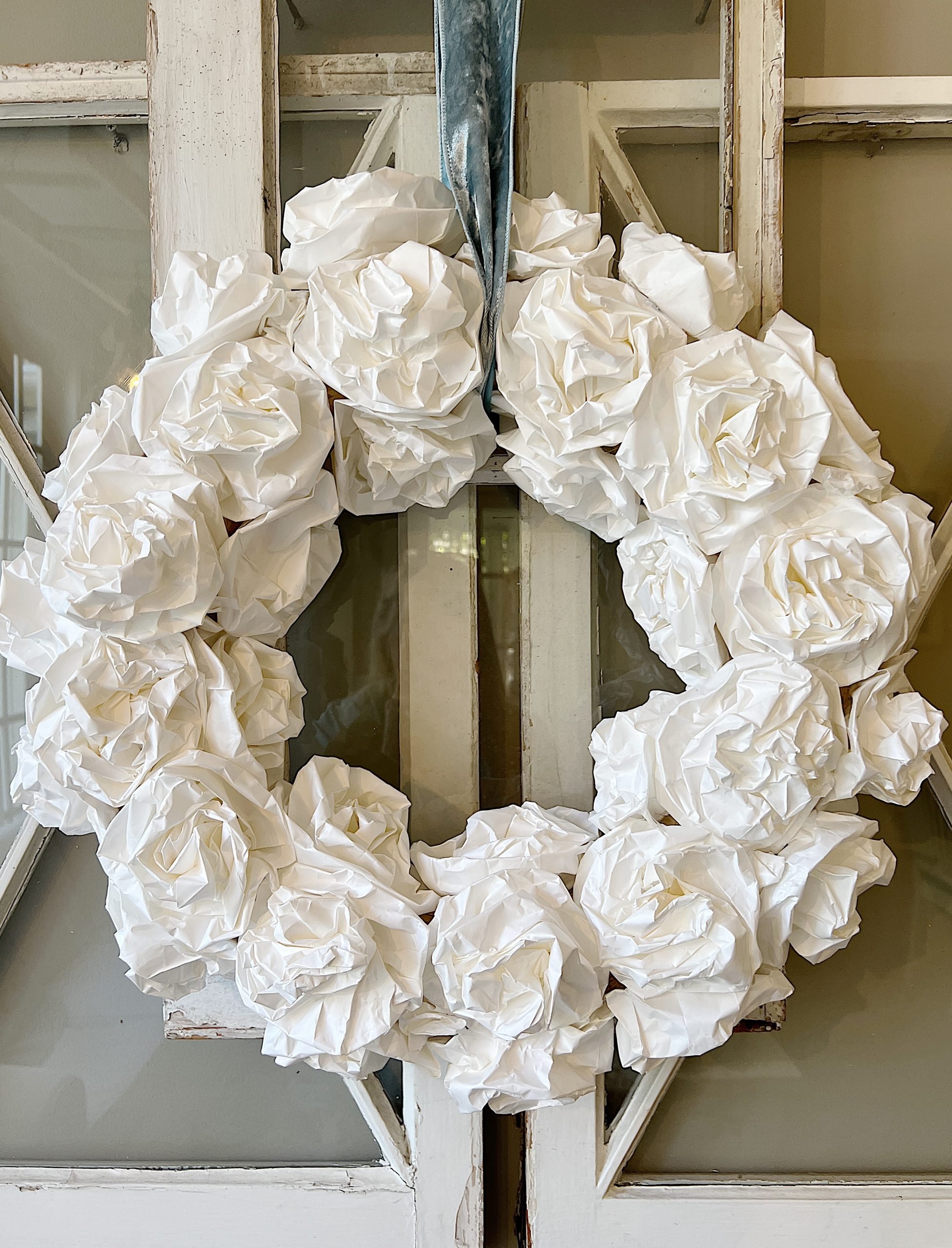 The Forty Five Minute White Wreath - MY 100 YEAR OLD HOME