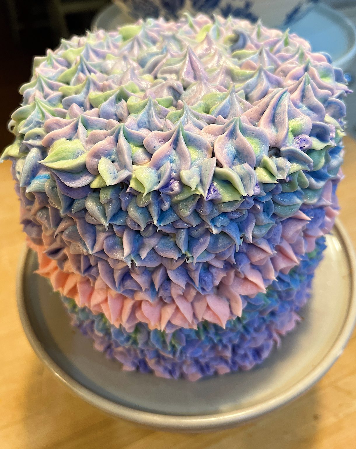 How to Make a Hydrangea Flower Cake 10